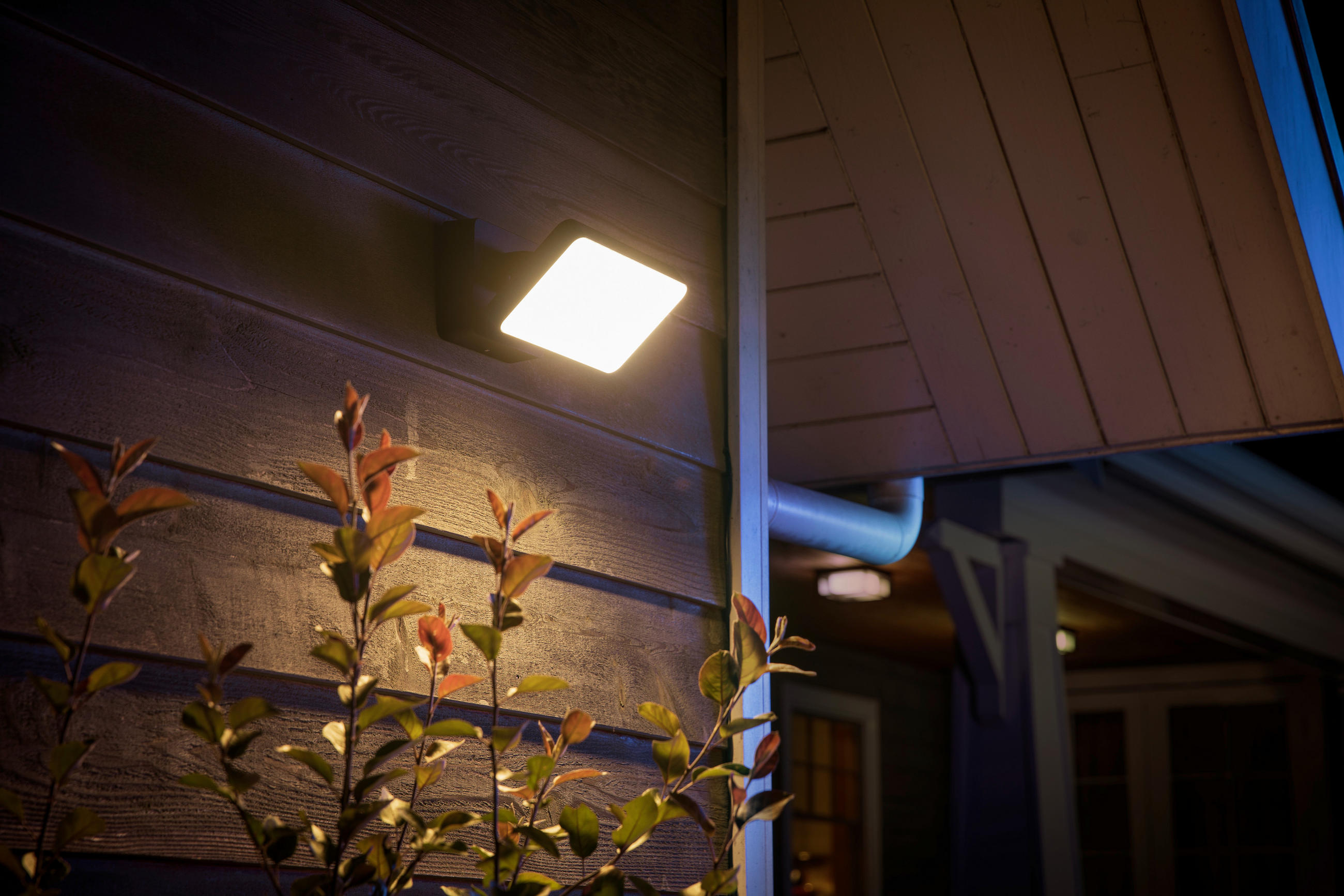 LED-AUßENLEUCHTE White & Color Ambiance 26,6/28,1/21,9 cm   - Schwarz, Design, Kunststoff/Metall (26,6/28,1/21,9cm) - Philips HUE