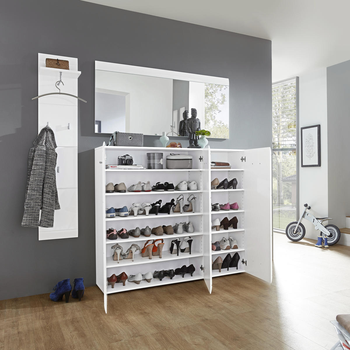 SCHUHSCHRANK Weiß  - Silberfarben/Weiß, Design, Holzwerkstoff/Kunststoff (134/120/36cm) - Carryhome