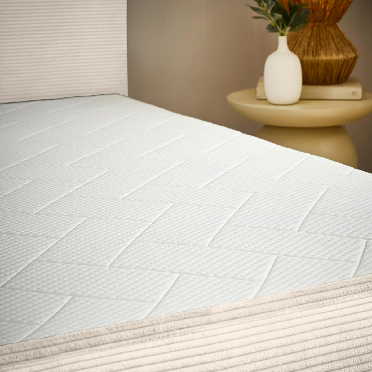 BOXBETT 180/200 cm,  in Beige, Kissen, Bettkasten, Topper, H3 + H3 = fest  - Beige/Schwarz, Design, Kunststoff/Textil (180/200cm) - Chameo