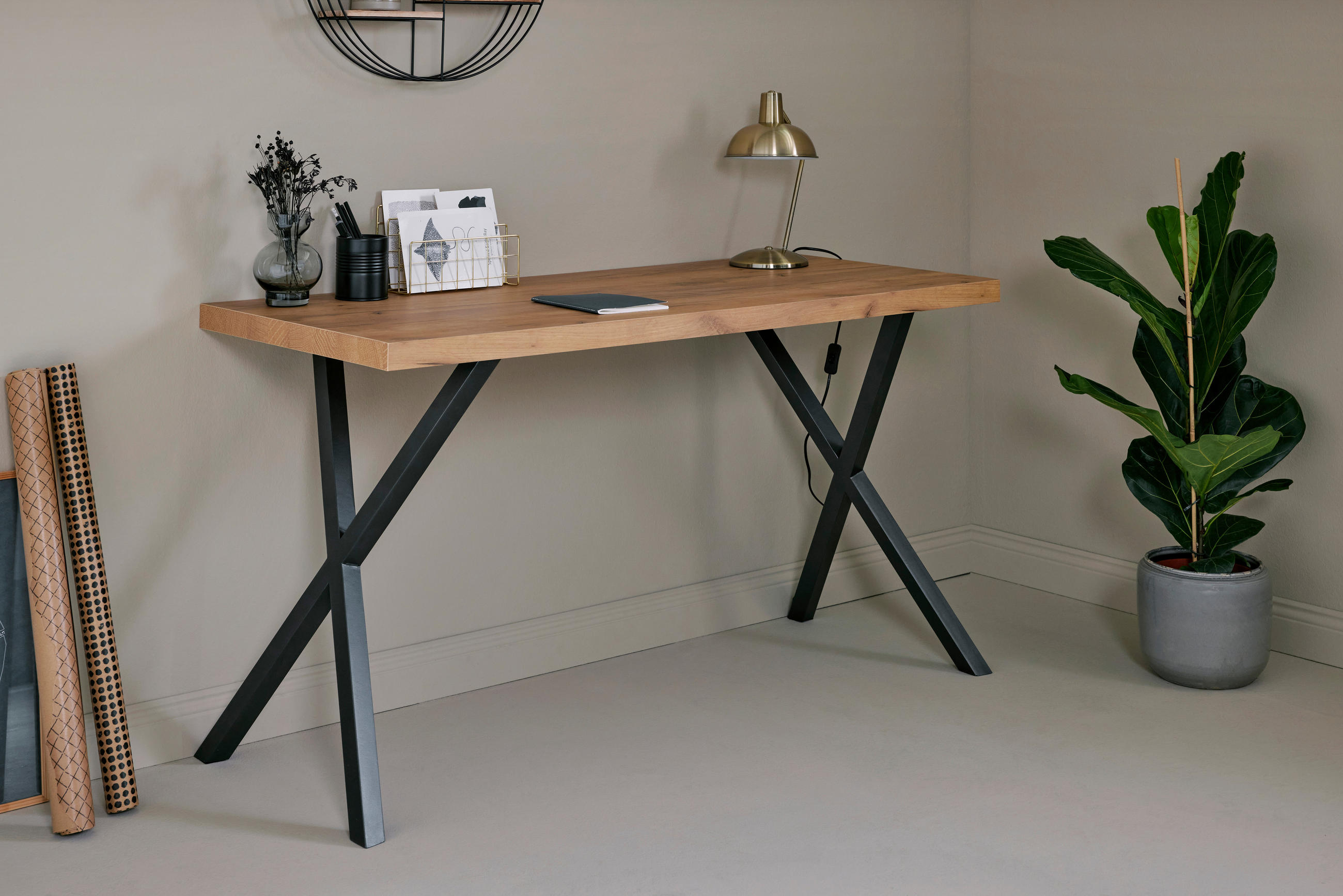 SCHREIBTISCH 140/60/74 cm  in Eichefarben  - Eichefarben/Schwarz, MODERN, Holzwerkstoff/Metall (140/60/74cm)