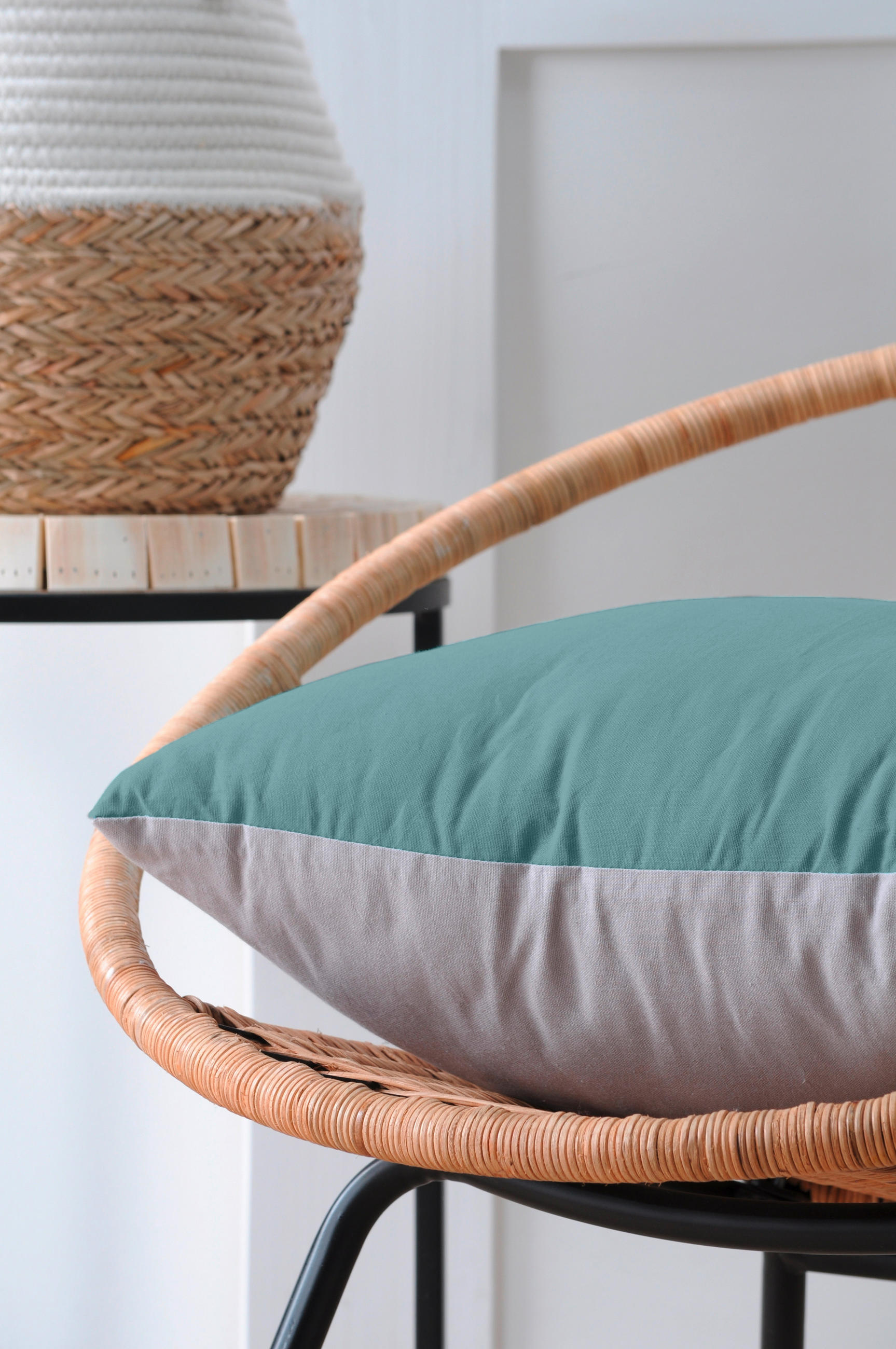 OKRASNA BLAZINA  MARIS   50/50 cm          - turkizna/svetlo siva, Konvencionalno, tekstil (50/50cm)