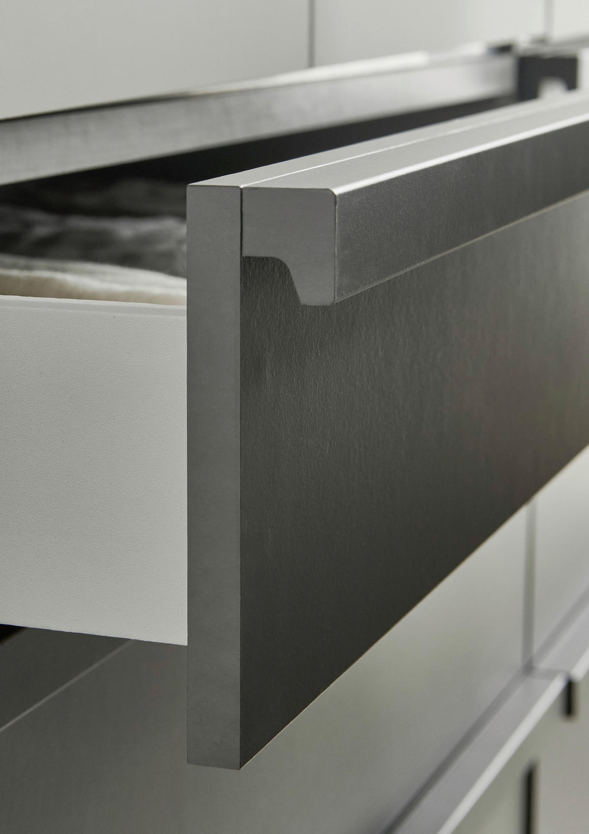 ORMAR S PREKLOPNIM VRATIMA boje grafita, Sahara   - boje grafita/crna, Design, drvni materijal (200/236/58cm) - Hom`in