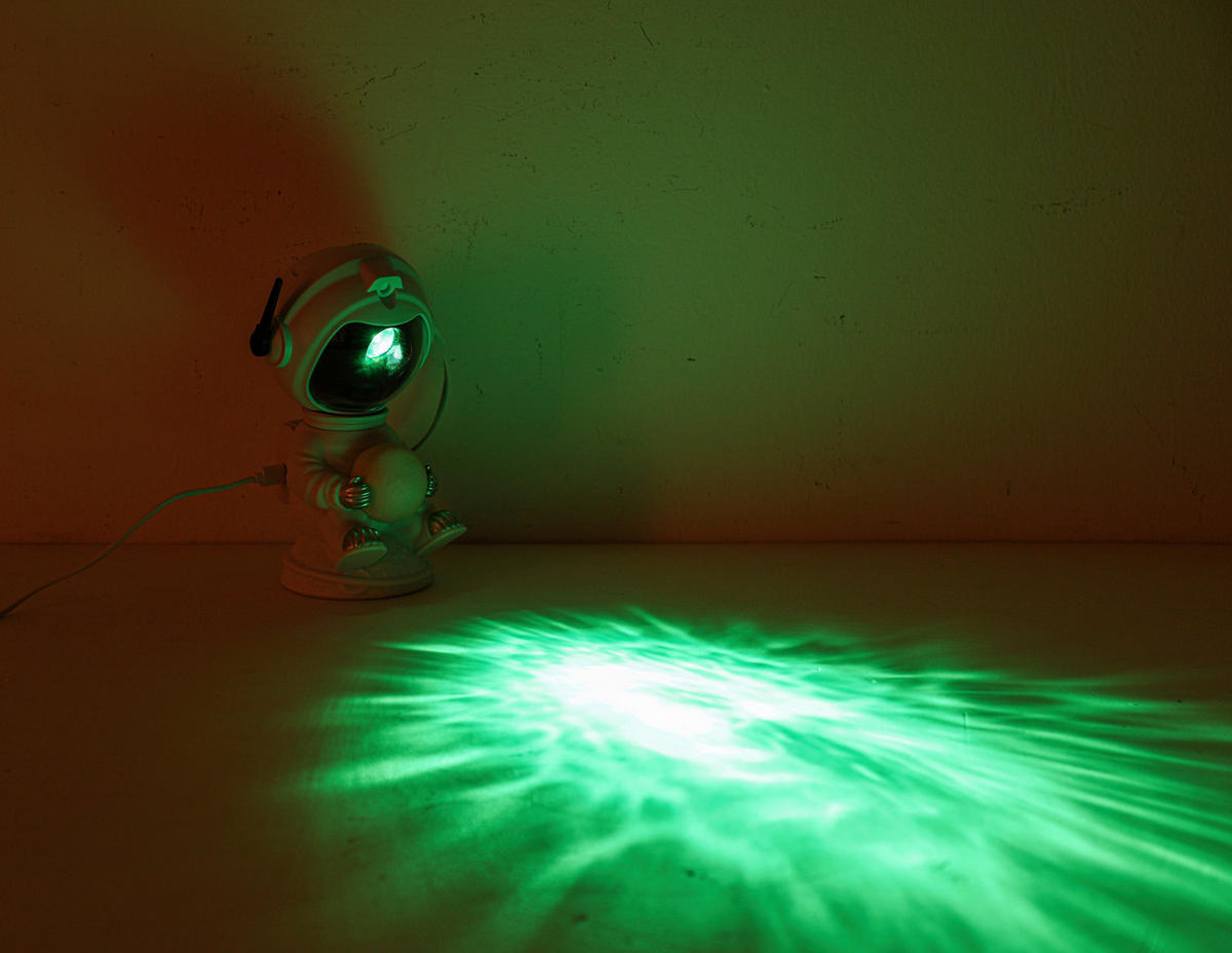 DEČJA STONA LAMPA - bela/srebrna, Trendi, plastika (12,5/20,5/11,5cm) - Novel