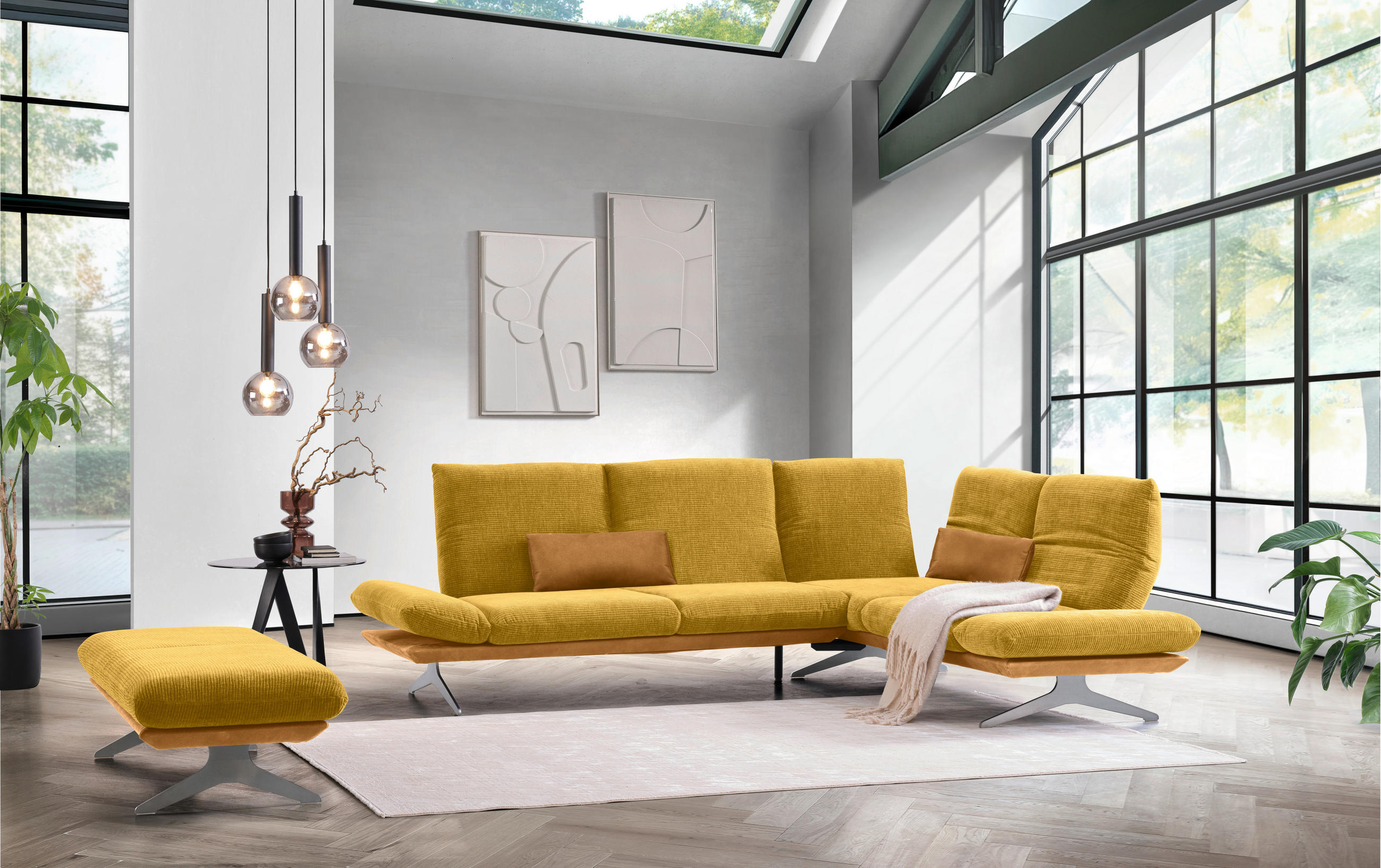 ECKSOFA in Flachgewebe Currygelb  - Currygelb/Edelstahlfarben, Design, Textil/Metall (277/209cm) - Koinor
