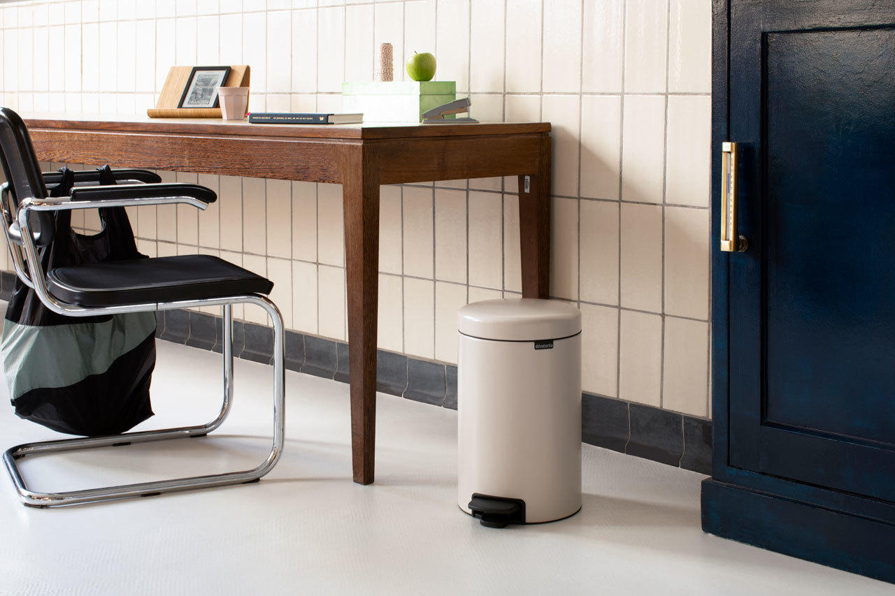 ABFALLEIMER NEW ICON 12 L  - Beige, Design, Kunststoff/Metall (25.1/41.1/33.8cm) - Brabantia