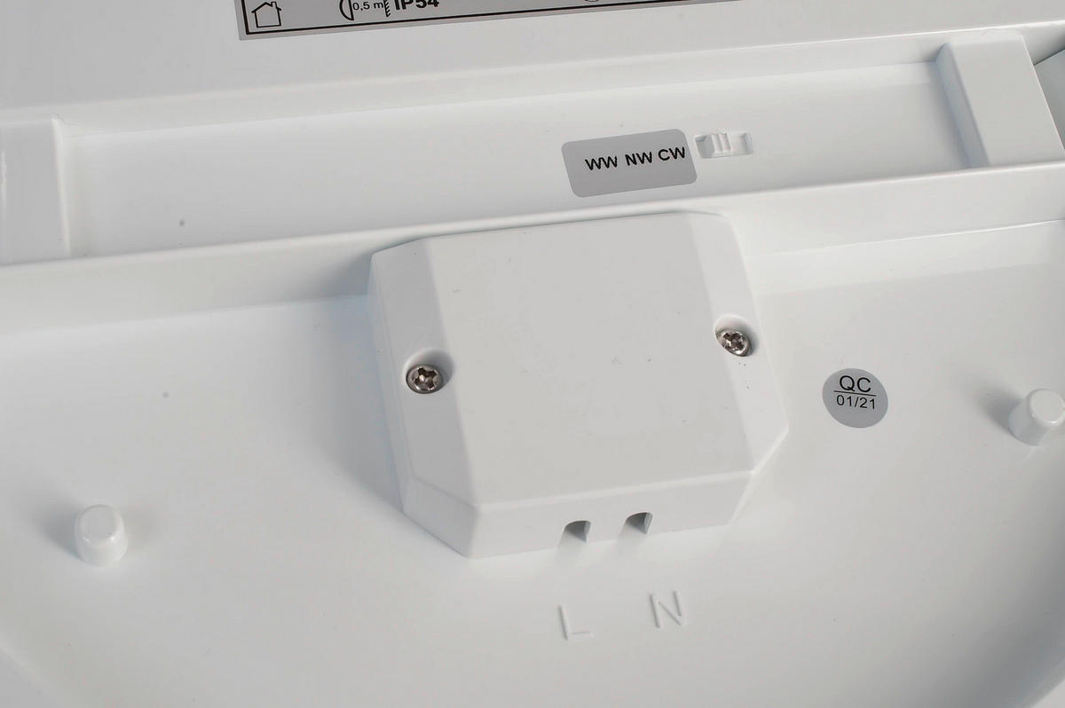 LED-AUSSENLEUCHTE - Weiss, Konventionell, Kunststoff (33/33/5cm)
