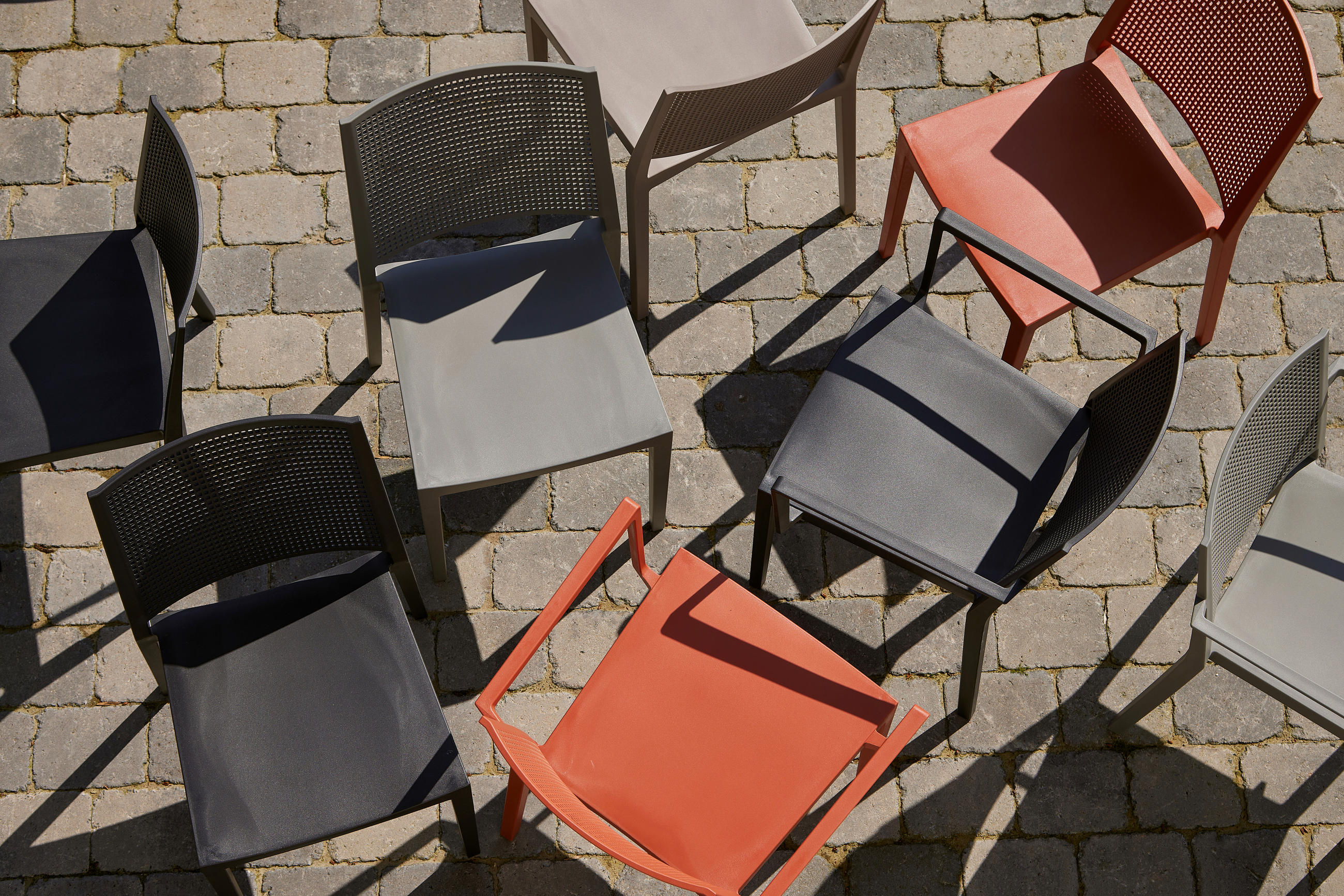 STAPELSTUHL Taupe  - Taupe, Basics, Kunststoff (46/80/56cm) - Siena Garden