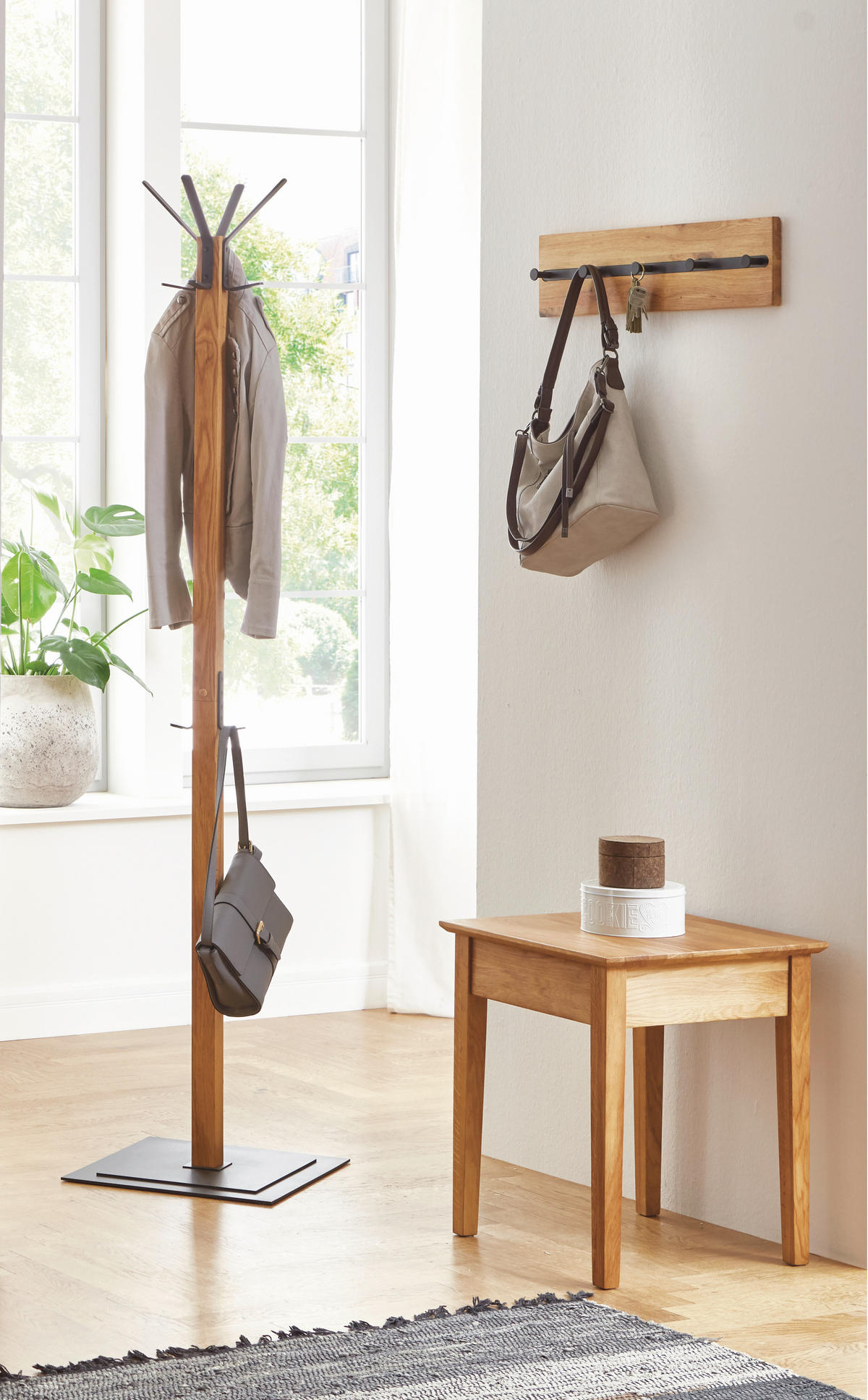 WANDGARDEROBE  in Eiche massiv Schwarz, Eichefarben  - Eichefarben/Schwarz, Design, Holz/Metall (60/15/6cm)