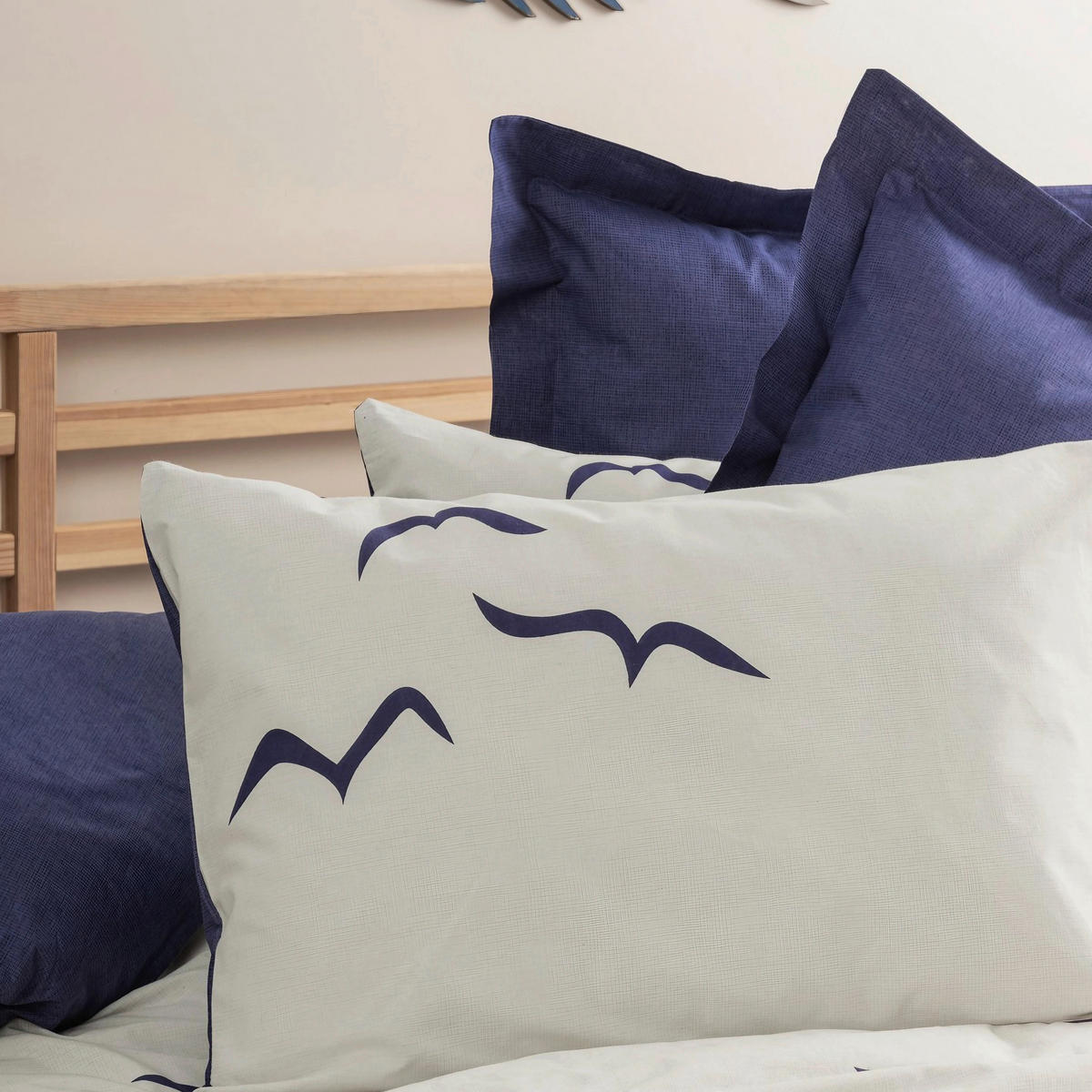 BETTWÄSCHE 135/200 cm  - Weiß/Dunkelblau, Basics, Textil (135/200cm)