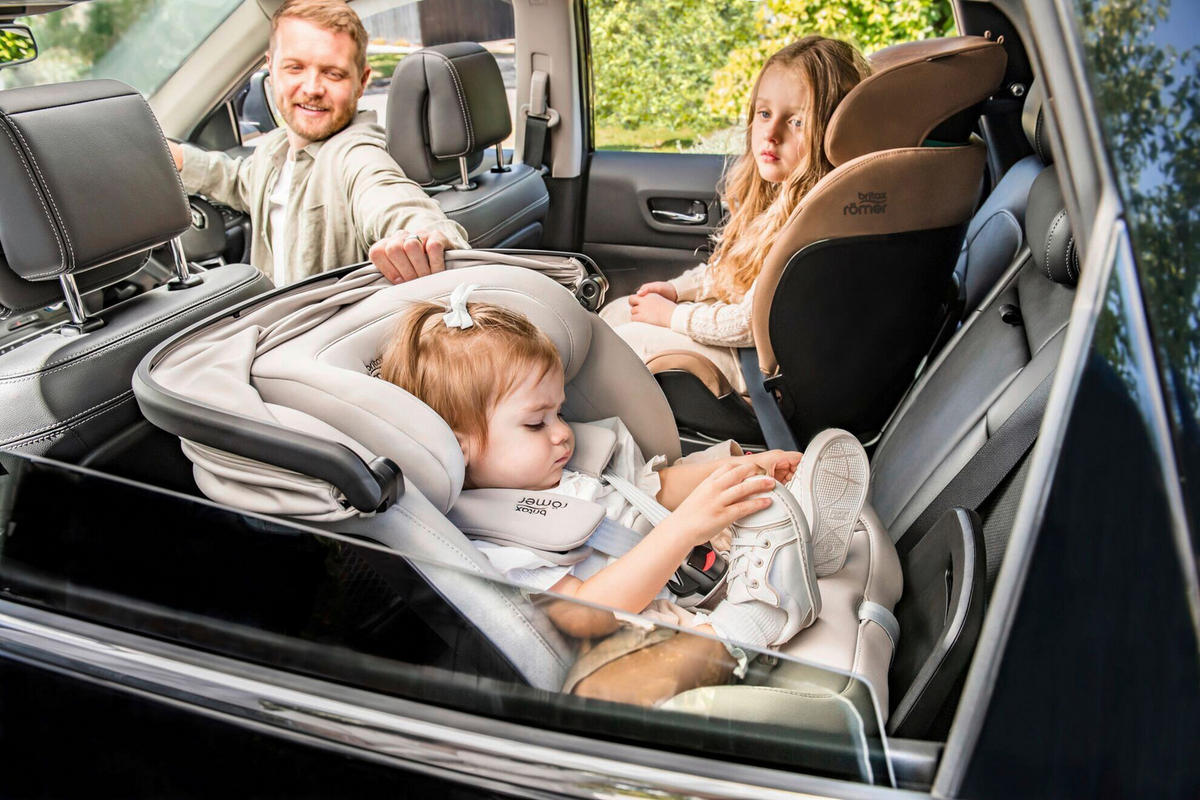 REBOARDER-KINDERSITZ SWIVEL-GROW MAX AIR  - Cognac, Basics, Kunststoff/Textil (44/57/56cm) - Britax Römer