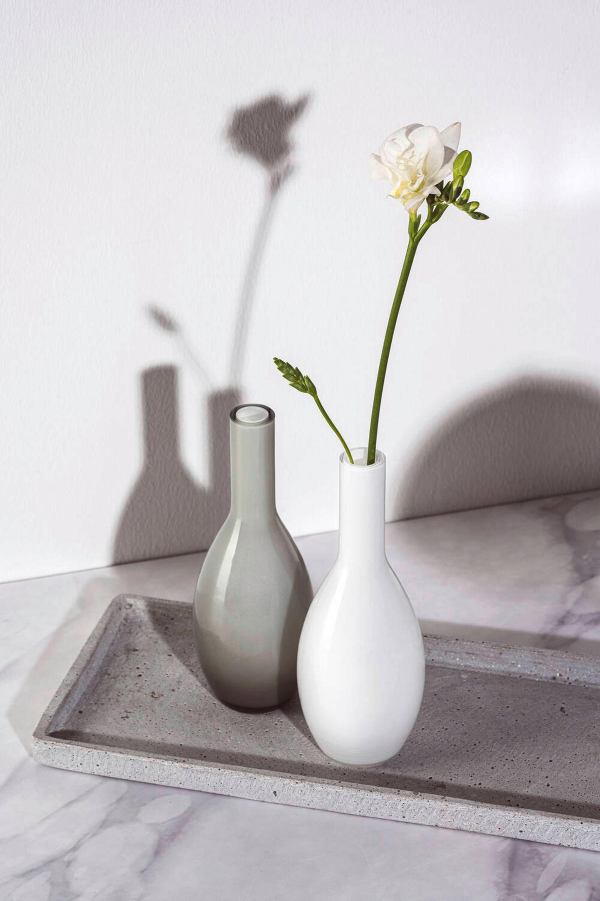 VASE  - Weiß, Basics, Glas (7/18/7cm) - Leonardo
