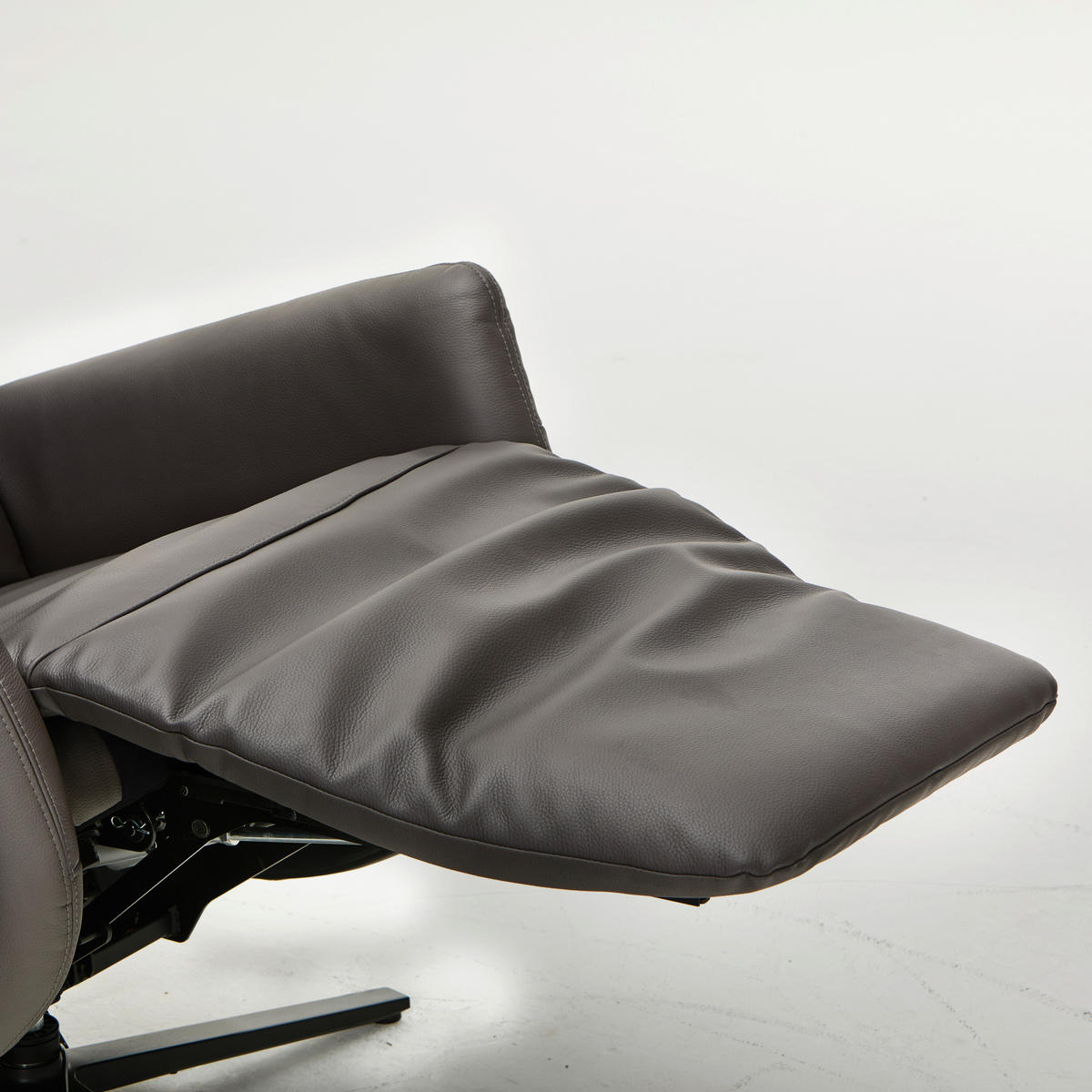 MASÁŽNÍ KŘESLO, kov, textil, kůže, černá, tmavě šedá - černá/tmavě šedá, Design, kov/textil (77/113/86cm) - Xora