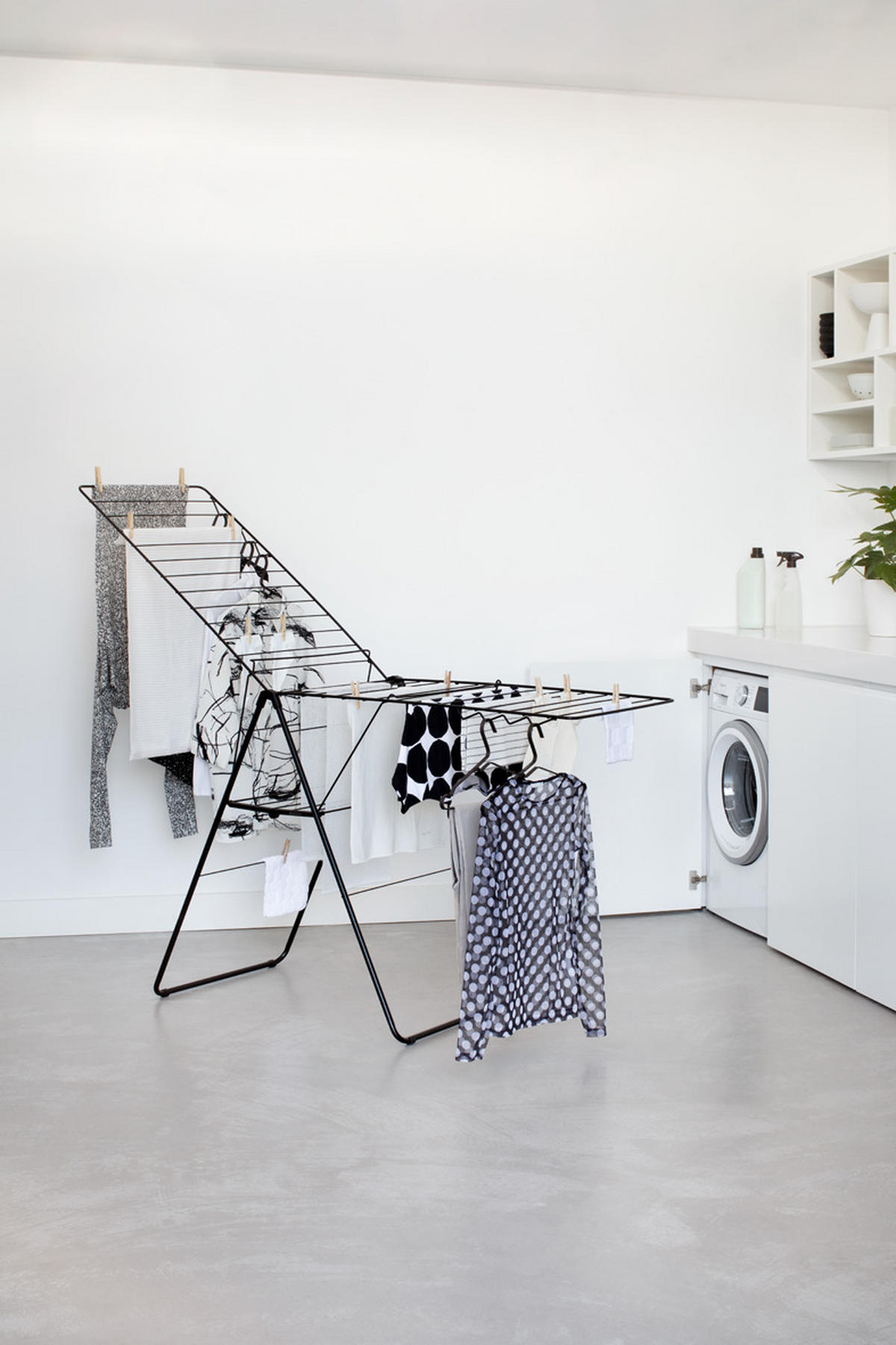 STANDTROCKNER  - Schwarz, Basics, Metall (59.2/98.4/5cm) - Brabantia
