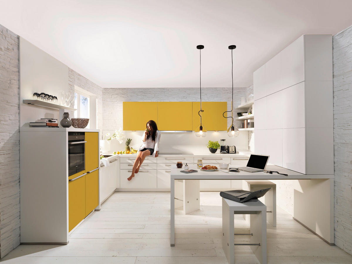 KUCHYNĚ NA MÍRU DK704 - Design, kompozitní dřevo - Dieter Knoll