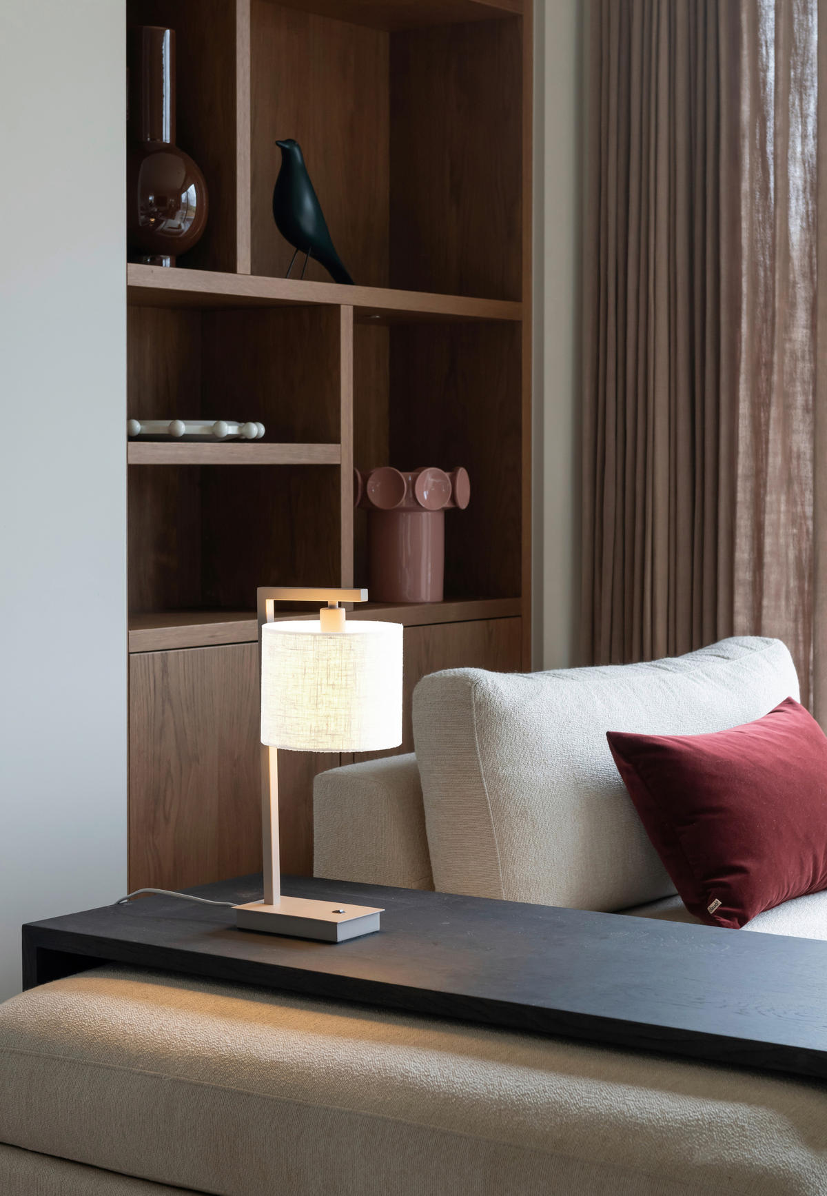 BORDSLAMPA It's about RoMi 18/10/44 cm   - vit/sandfärgad, Design, metall/textil (18/10/44cm) - It's about Romi