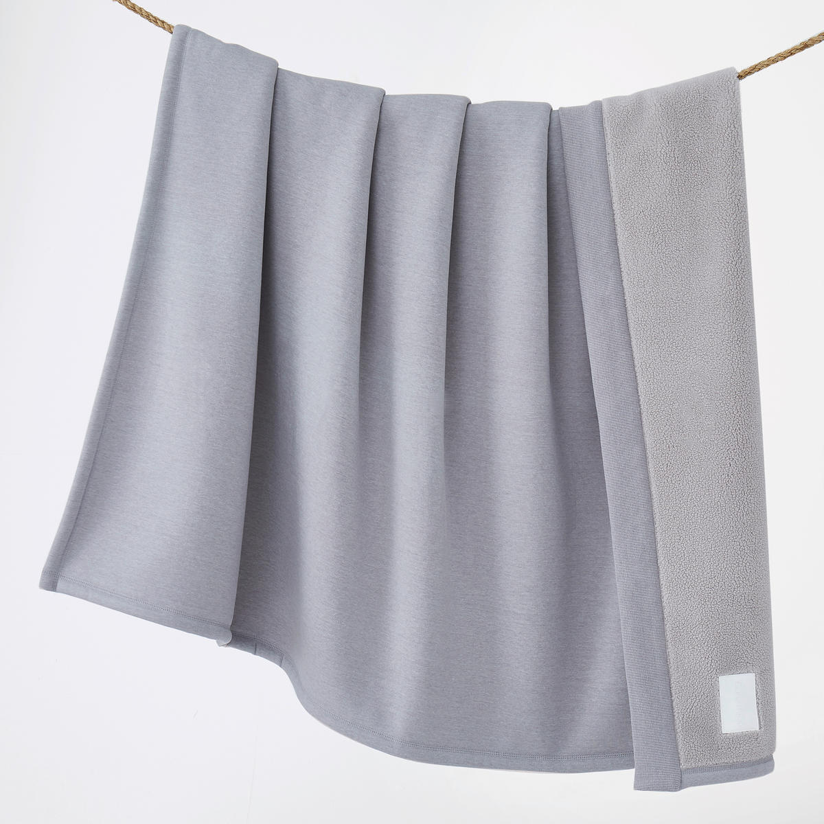 WOHNDECKE Sherpa Rib 127/178 cm  - Hellgrau/Grau, Basics, Textil (127/178cm) - Calvin Klein