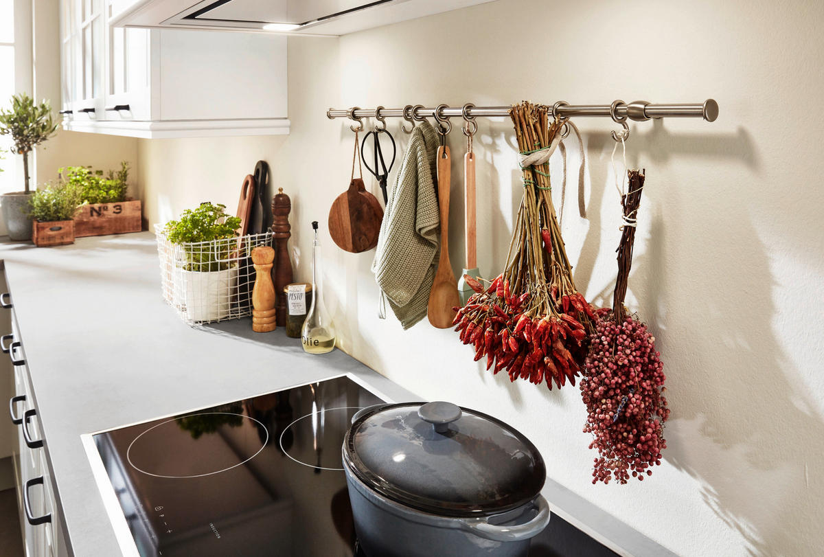 INBYGGNADSKÖK   - vit, Design, trämaterial - Celina