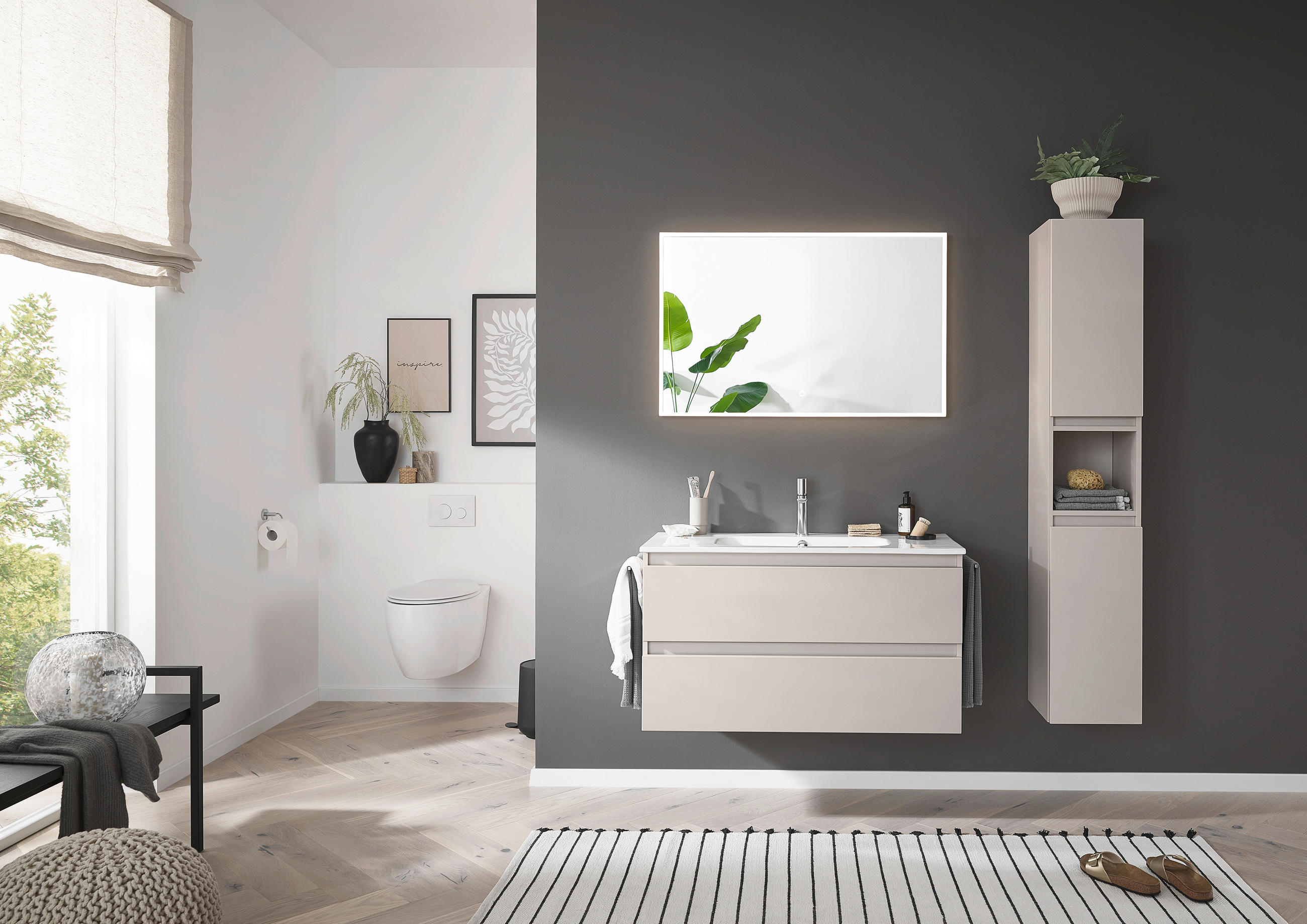 KUPAONICA   - kašmir, Konvencionalno, drvni materijal - Novel