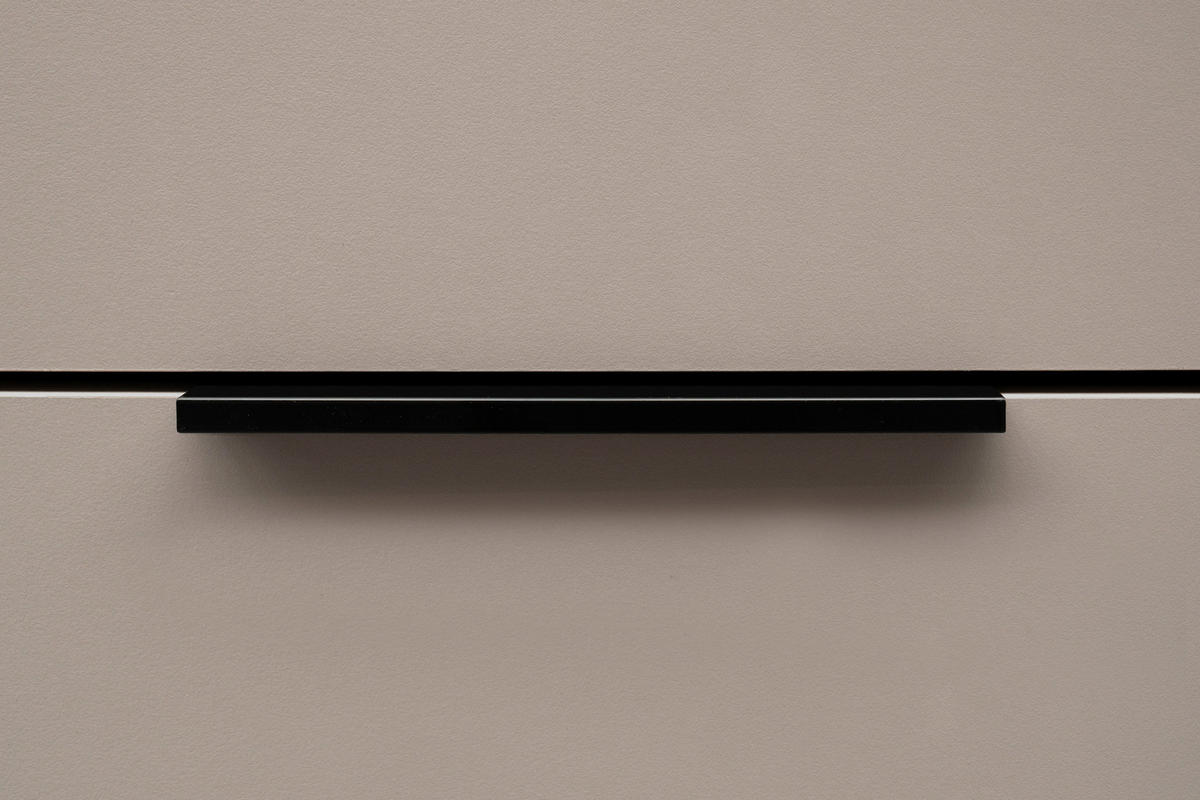 KOMMODE 135/90/38 cm  in Schwarz, Sandfarben  - Sandfarben/Schwarz, Konventionell, Holzwerkstoff/Kunststoff (135/90/38cm) - Livetastic
