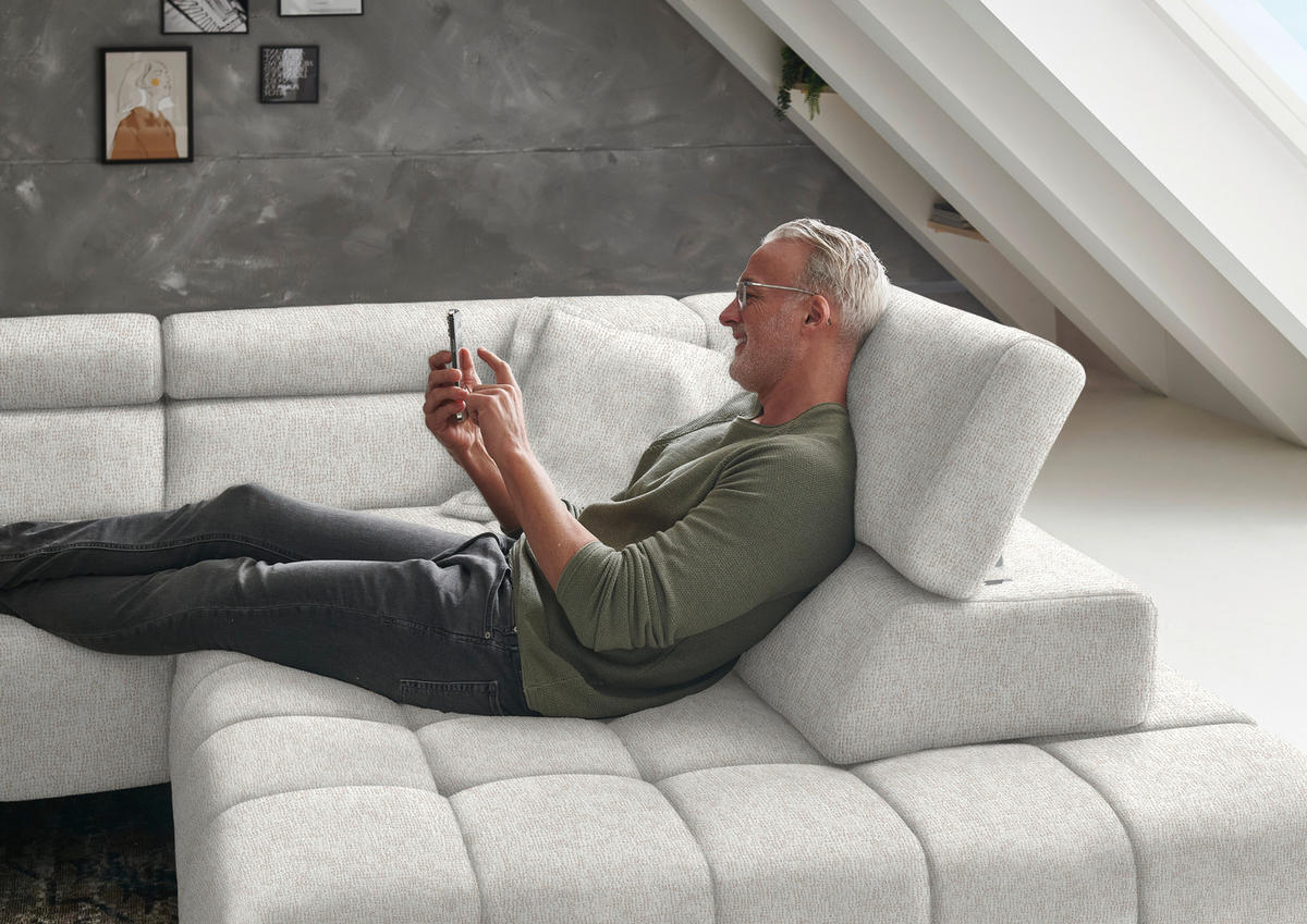 ECKSOFA in Chenille Beige  323/222 cm  - Beige/Schwarz, Design, Textil/Metall (323/222cm) - Beldomo Style