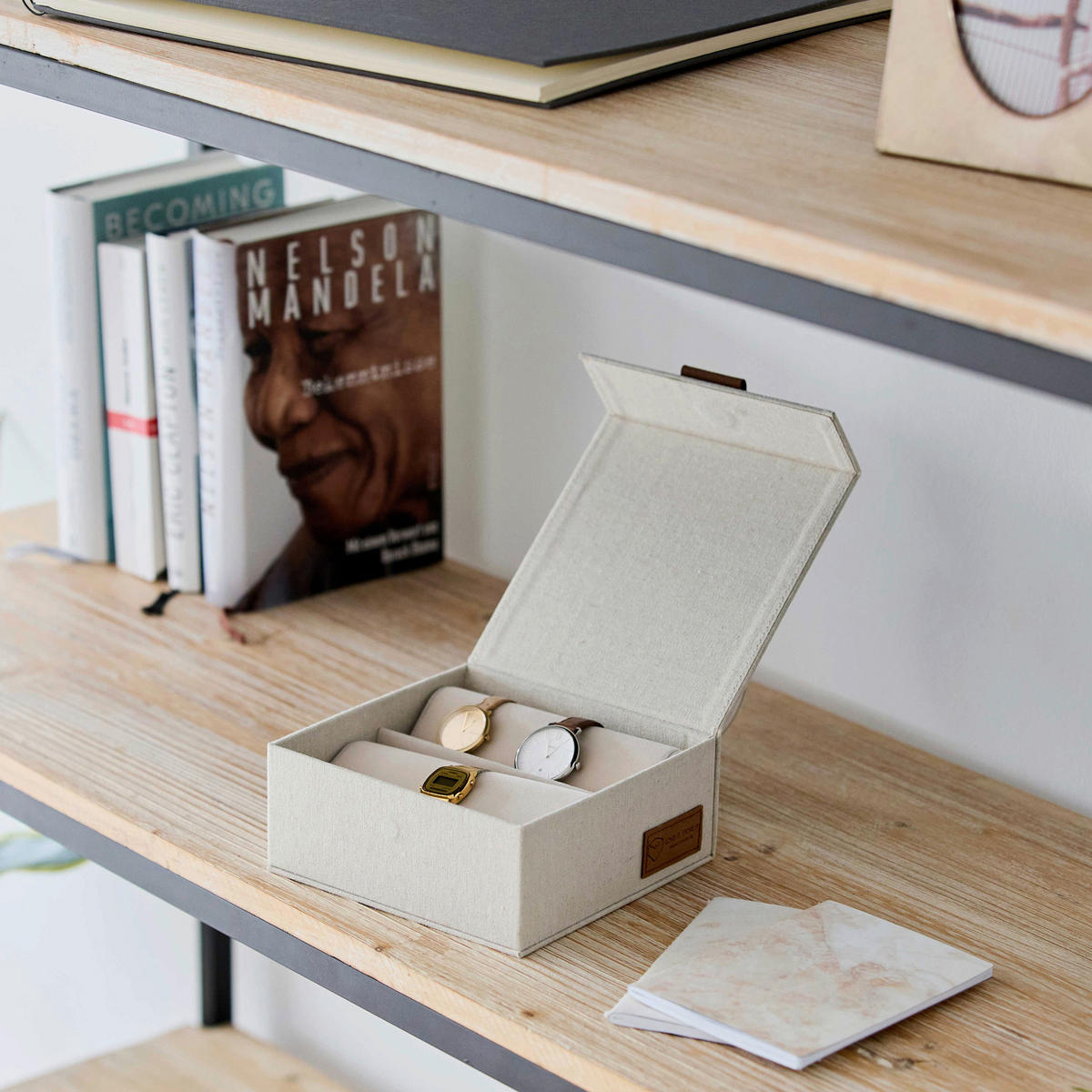 UHRENBOX - Beige, Basics, Karton/Textil (16,5/16,5/7cm) - Store It