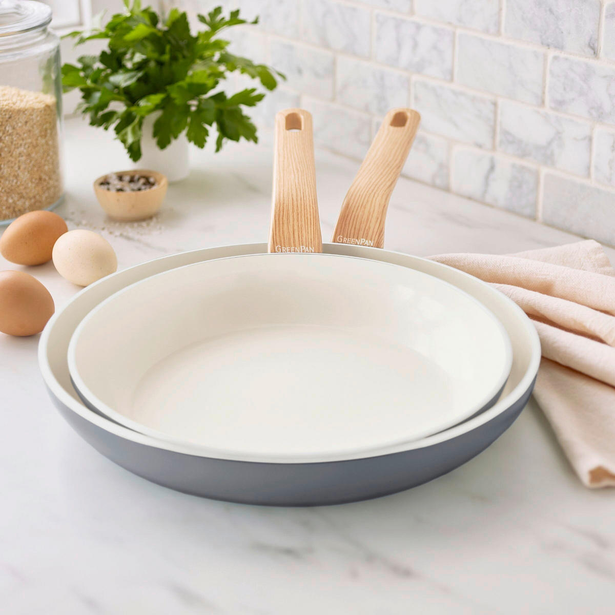 PFANNENSET Essence Aluminium 2-teilig  - Dunkelgrau/Tannenholzfarben, Basics, Kunststoff/Metall (26 + 30cm) - GreenPan