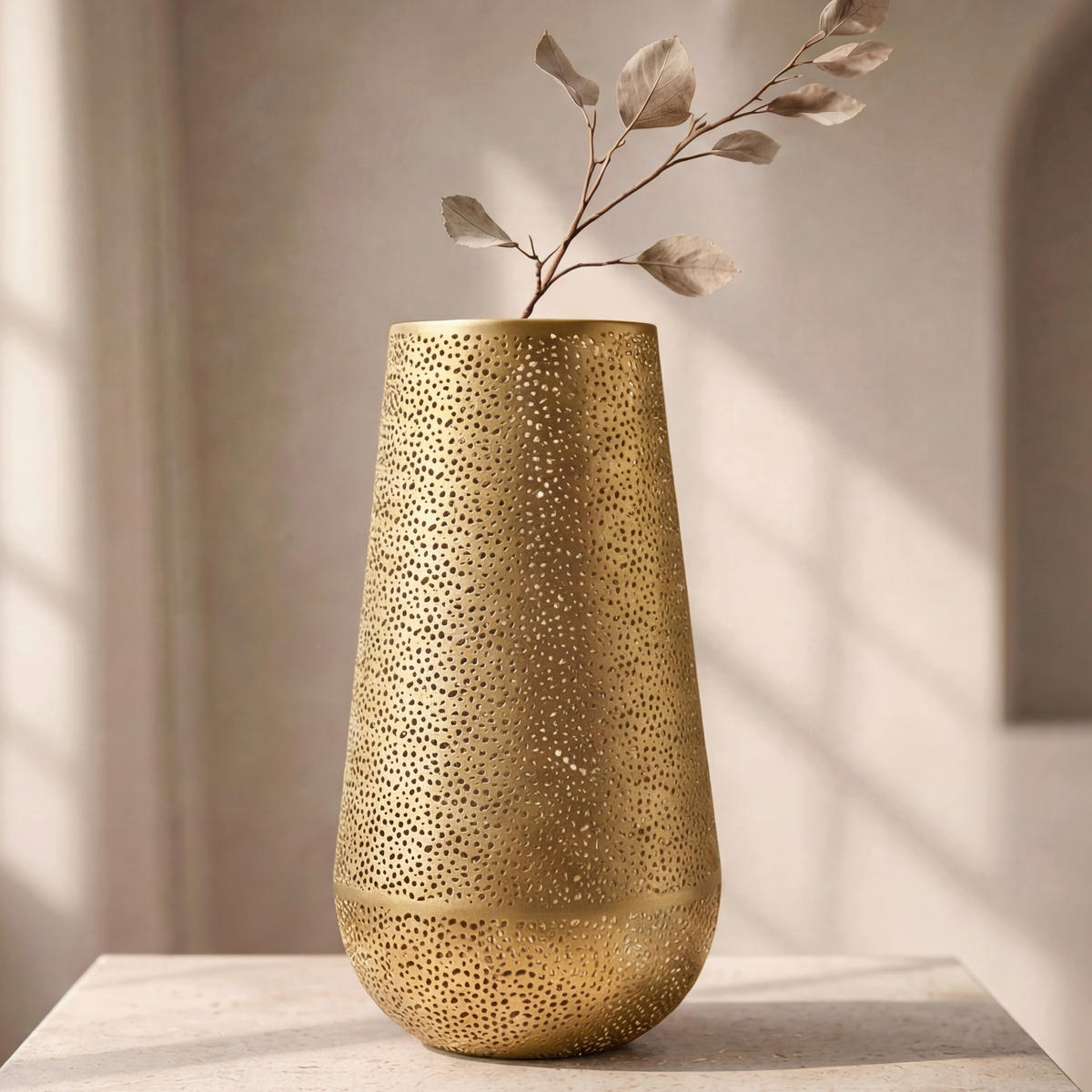 DEKORAČNÍ VÁZA, kov, 47 cm - barvy zlata, Design, kov (25/47/25cm) - Livetastic