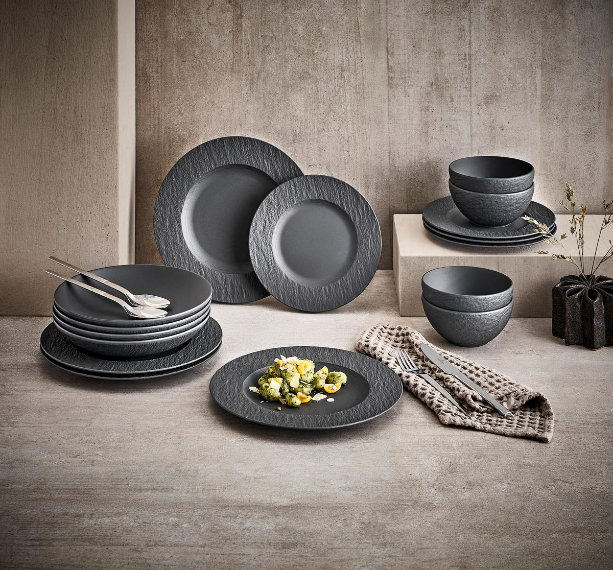 TAFELSERVICE Schwarz 16-teilig Manufacture Rock  - Schwarz, Design, Keramik - Villeroy & Boch
