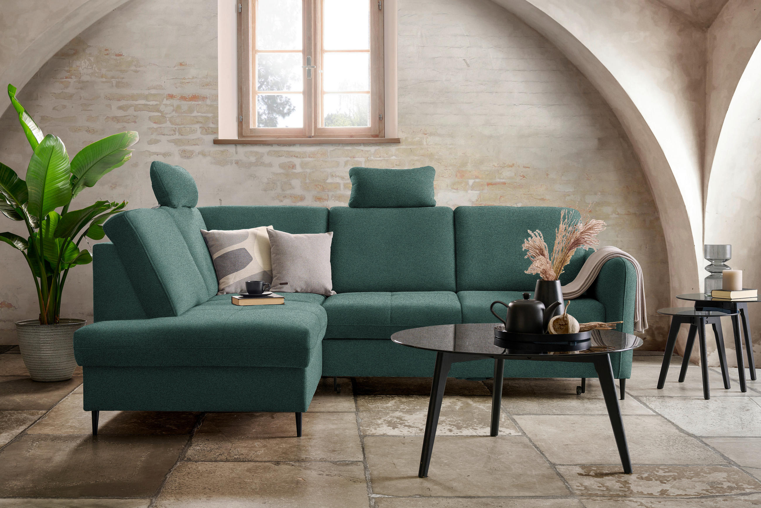 ECKSOFA in Chenille Grün  - Schwarz/Grün, Modern, Holz/Textil (184/241cm) - Carryhome