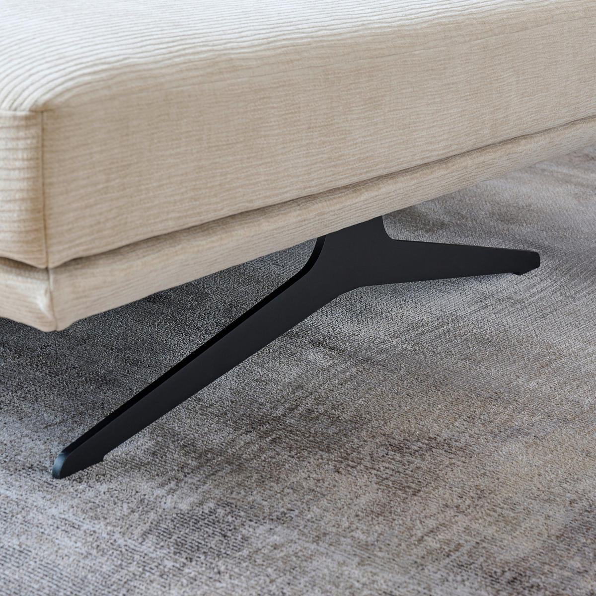 CANAPÉ D'ANGLE in Flachgewebe Beige  - Beige/Schwarz, Design, Textil/Metall (155/284cm) - Koinor