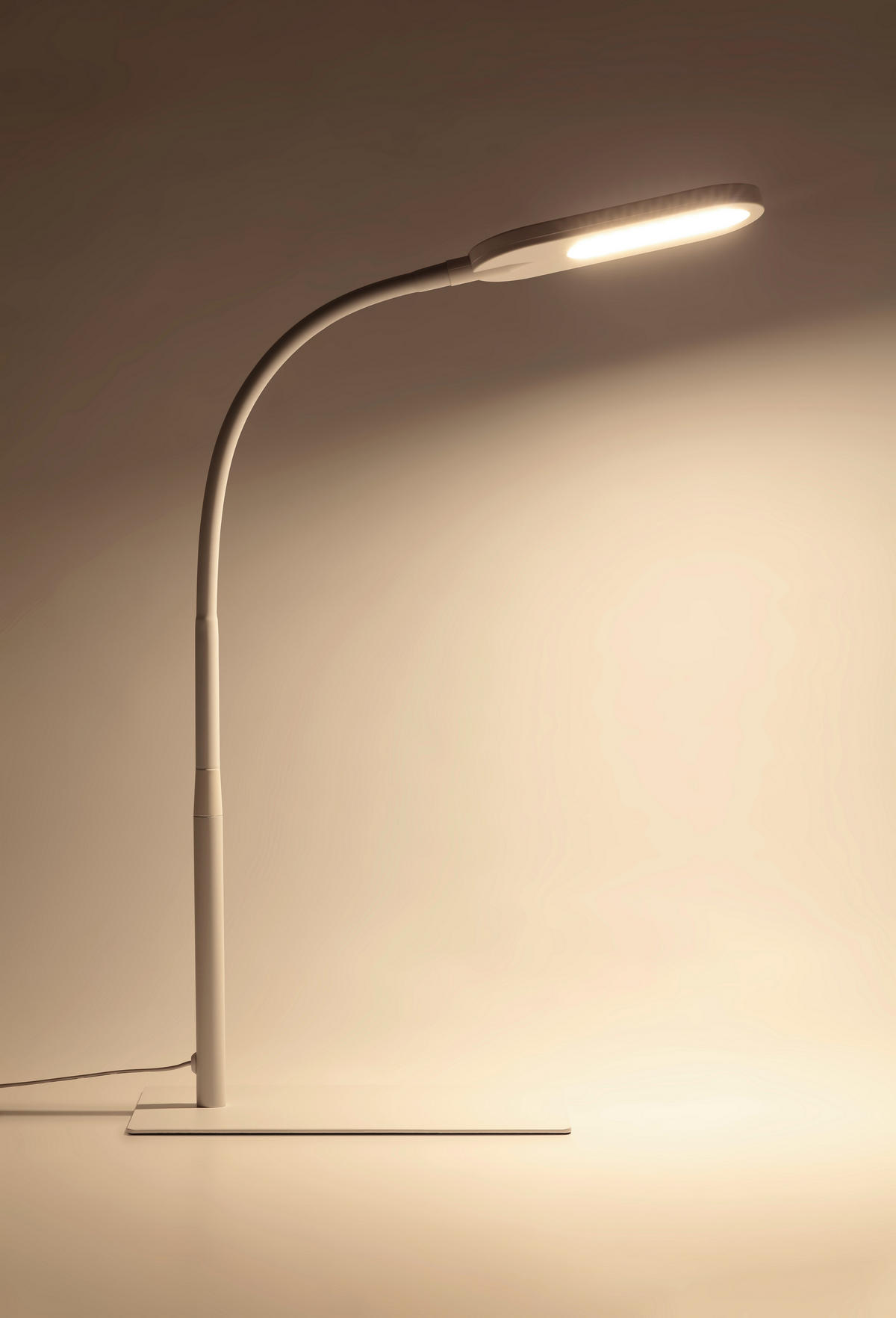 LED-TISCHLEUCHTE - Weiss, Basics, Kunststoff/Metall (37,5/15/43,5cm) - Novel
