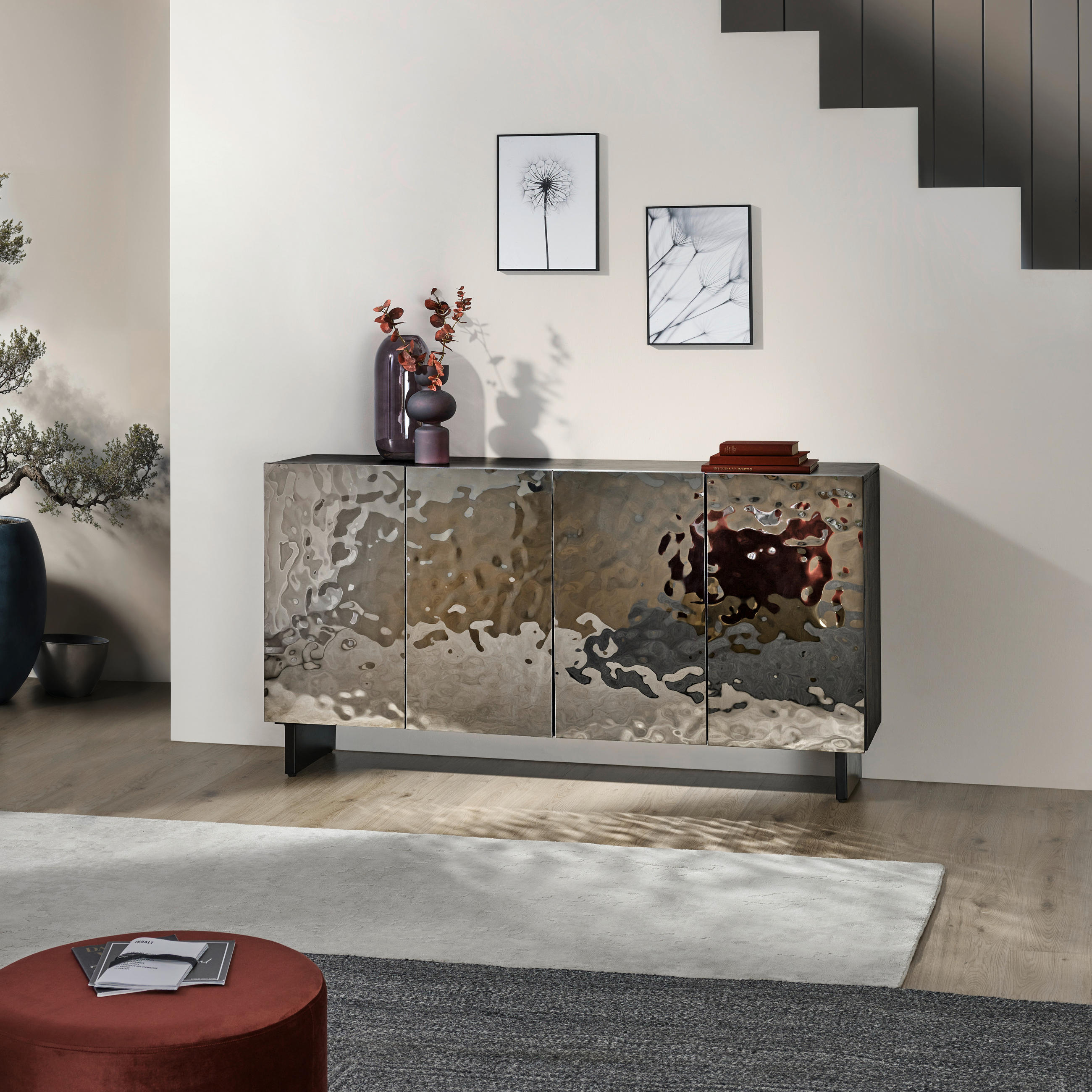 TÁLALÓSZEKRÉNY 175/90/40 cm  - fekete/magasfényű fekete, Trend, fa/fém (175/90/40cm) - Ambia Home