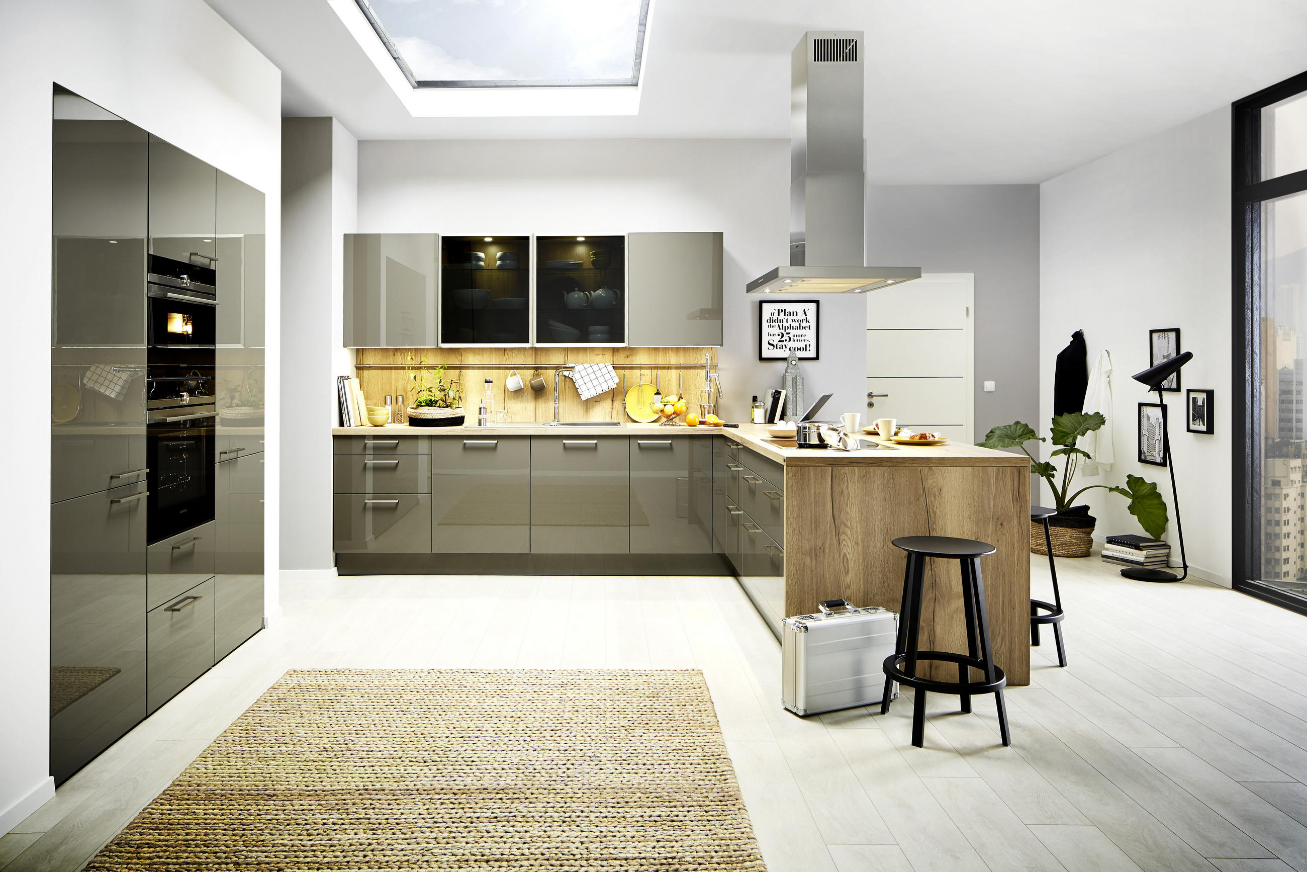 EINBAUKÜCHE   - Design, Holzwerkstoff - EWE