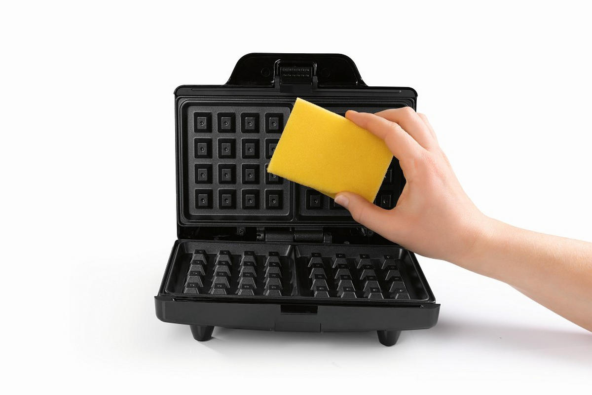 WAFFELEISEN GOURMETmaxx  - Schwarz, Basics, Kunststoff/Metall (22/17,8/8cm) - GOURMETMAXX