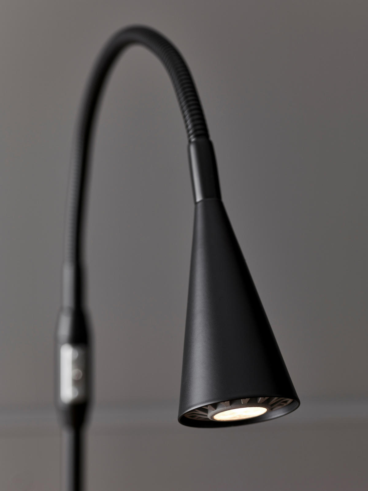 STEHLEUCHTE 20,1/124 cm    - Schwarz, Design, Metall (20,1/124cm) - Belid