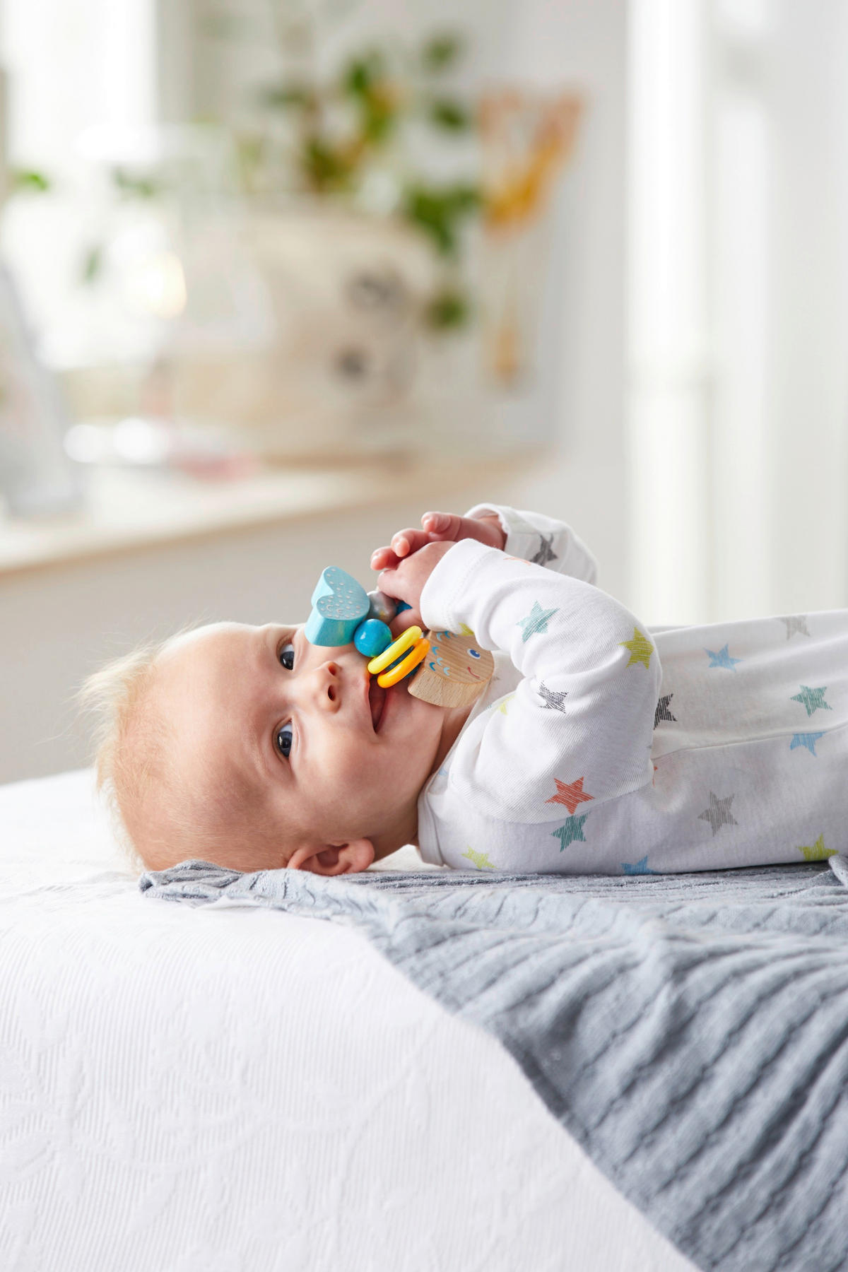 GREIFLING Klapperfisch  - Multicolor, Basics, Holz/Kunststoff (9,5/9,5/1,5cm) - Haba