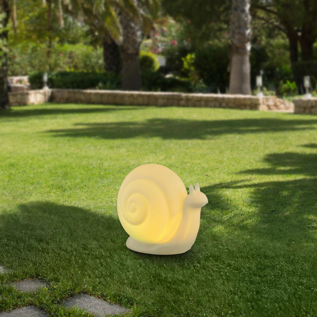 SOLÁRNÍ SVÍTIDLO, 28/20/28 cm - bílá, Trend, plast (28/20/28cm) - Ambia Garden