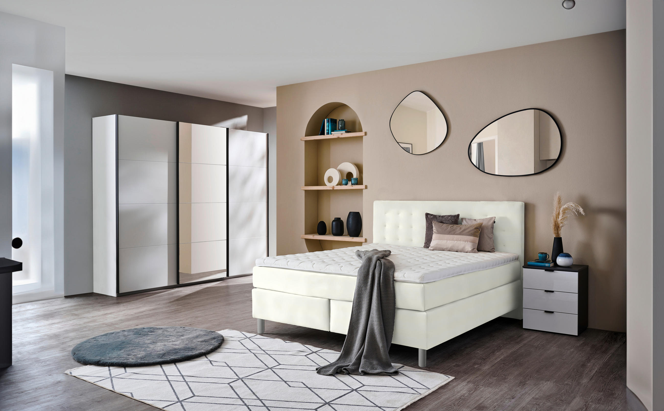 BOXSPRINGBETT 200/200 cm  in Weiss  - Chromfarben/Weiss, Konventionell, Kunststoff/Textil (200/200cm) - Voleo