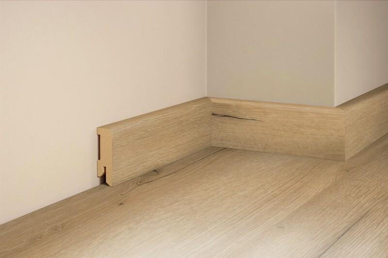 SOCKELLEISTE, Eiche Macadamia  - Basics, Holz (240/5/1,6cm) - Tilo