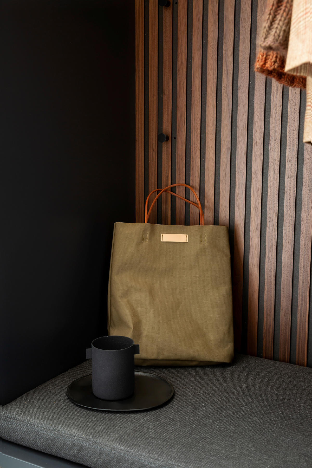 GARDEROBE 5-teilig  in 196/233/59 cm  - Anthrazit/Nussbaumfarben, Design, Holz/Holzwerkstoff (196/233/59cm) - Moderano