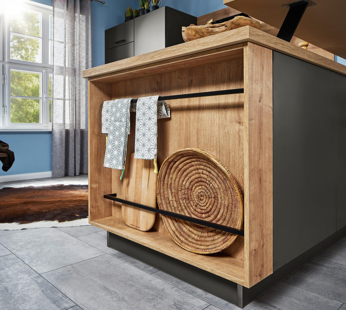 EINBAUKÜCHE   - Graphitfarben, Design, Holzwerkstoff - Dieter Knoll