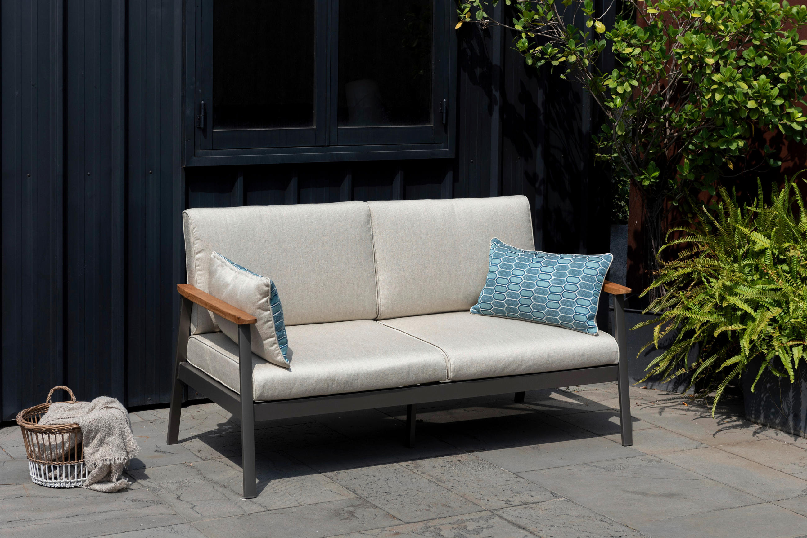 2,5-SITZER Flachgewebe Hellgrau, Dunkelgrau, Teakfarben  - Blau/Dunkelgrau, Design, Holz/Textil (161/75,5/82cm) - Modante