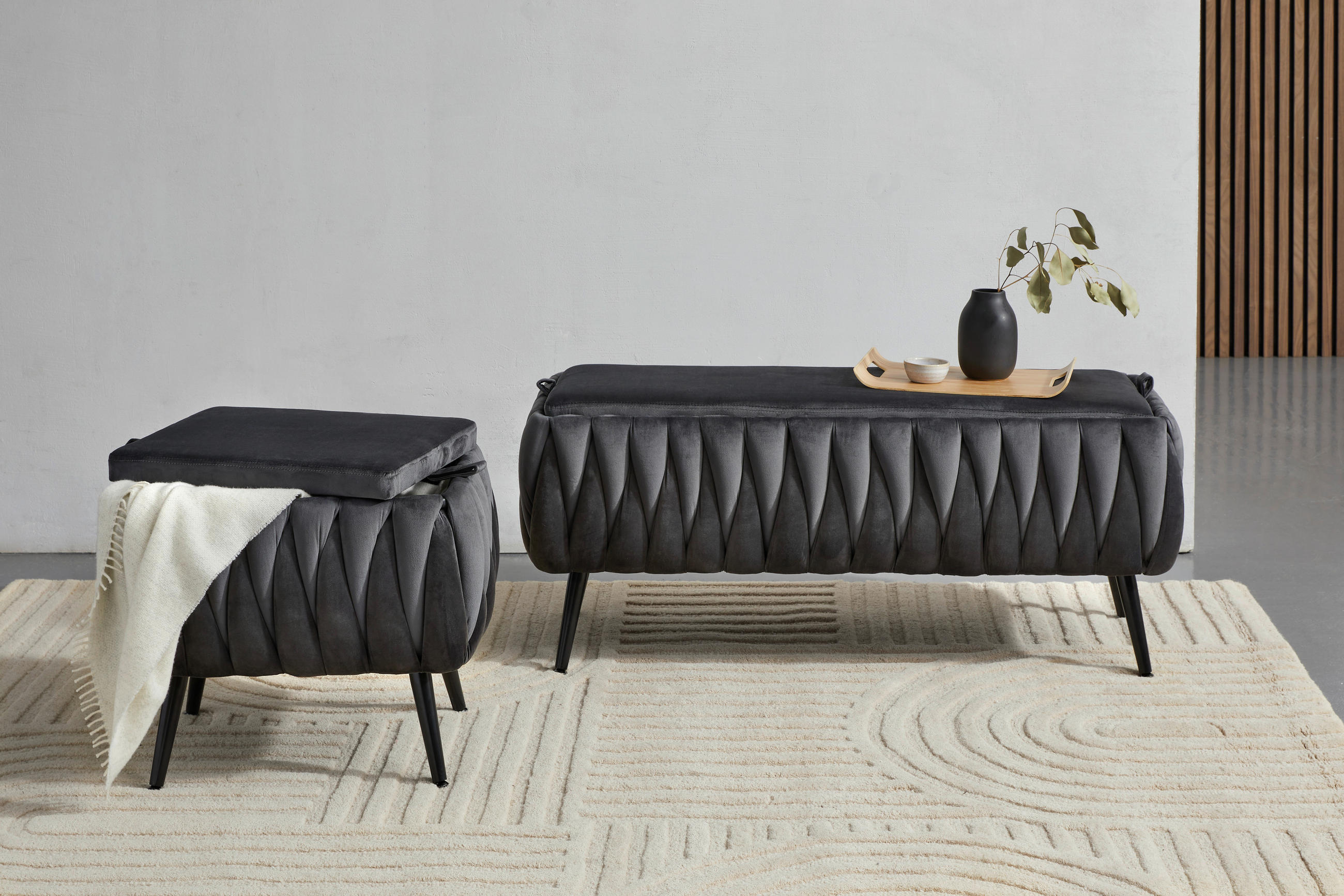 HOCKER Samt Schwarz, Dunkelgrau  - Dunkelgrau/Schwarz, Trend, Textil/Metall (55/46/45cm) - Xora