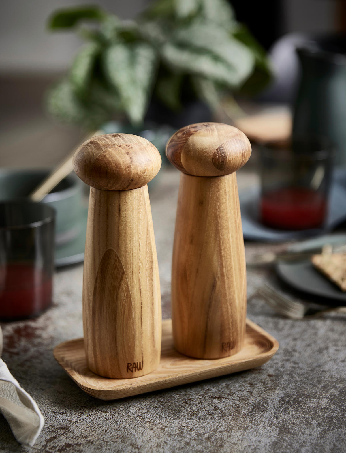 SALZ- UND PFEFFERMÜHLE - Teakfarben, Basics (18cm) - Aida