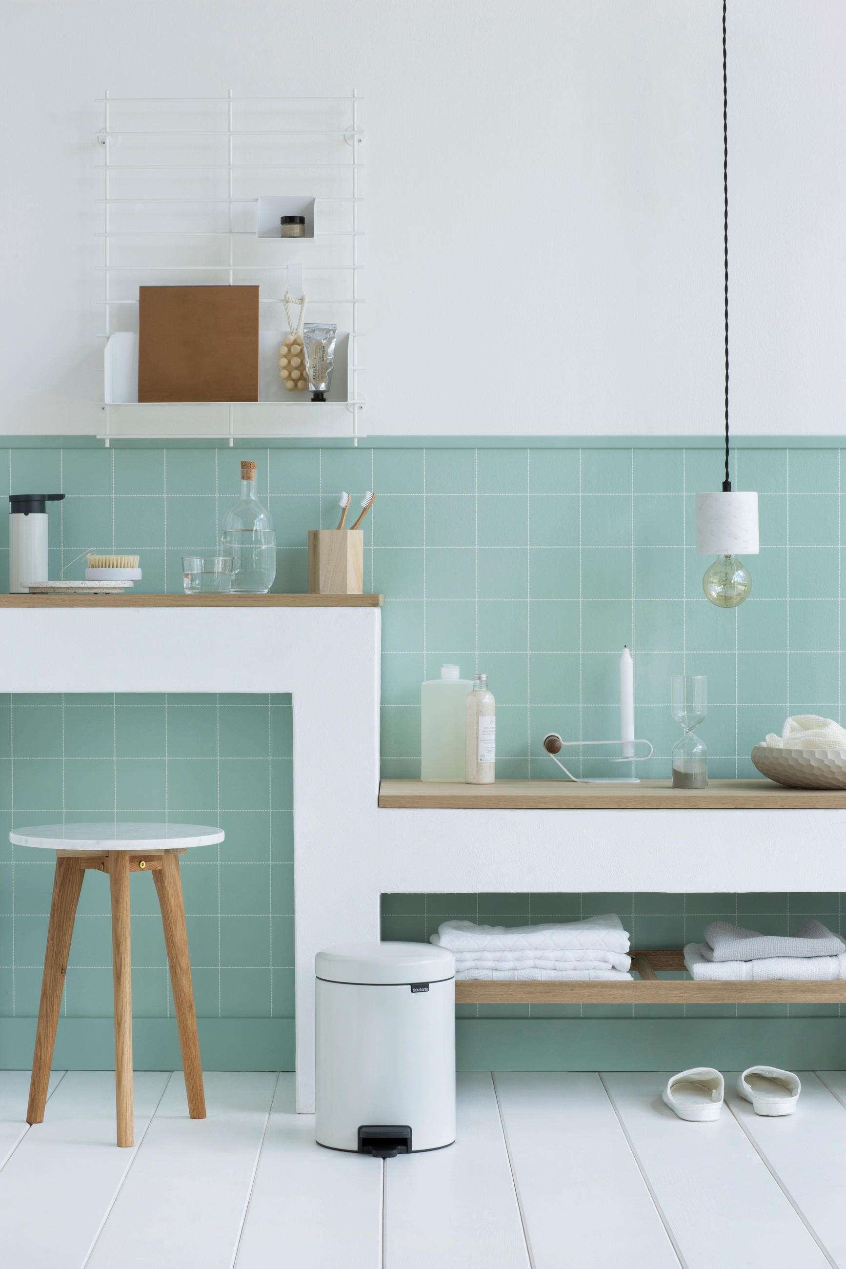 ODPADKOVÝ KOŠ 5 l - bílá, Design, kov/plast (20,5/29,1/27,2cm) - Brabantia
