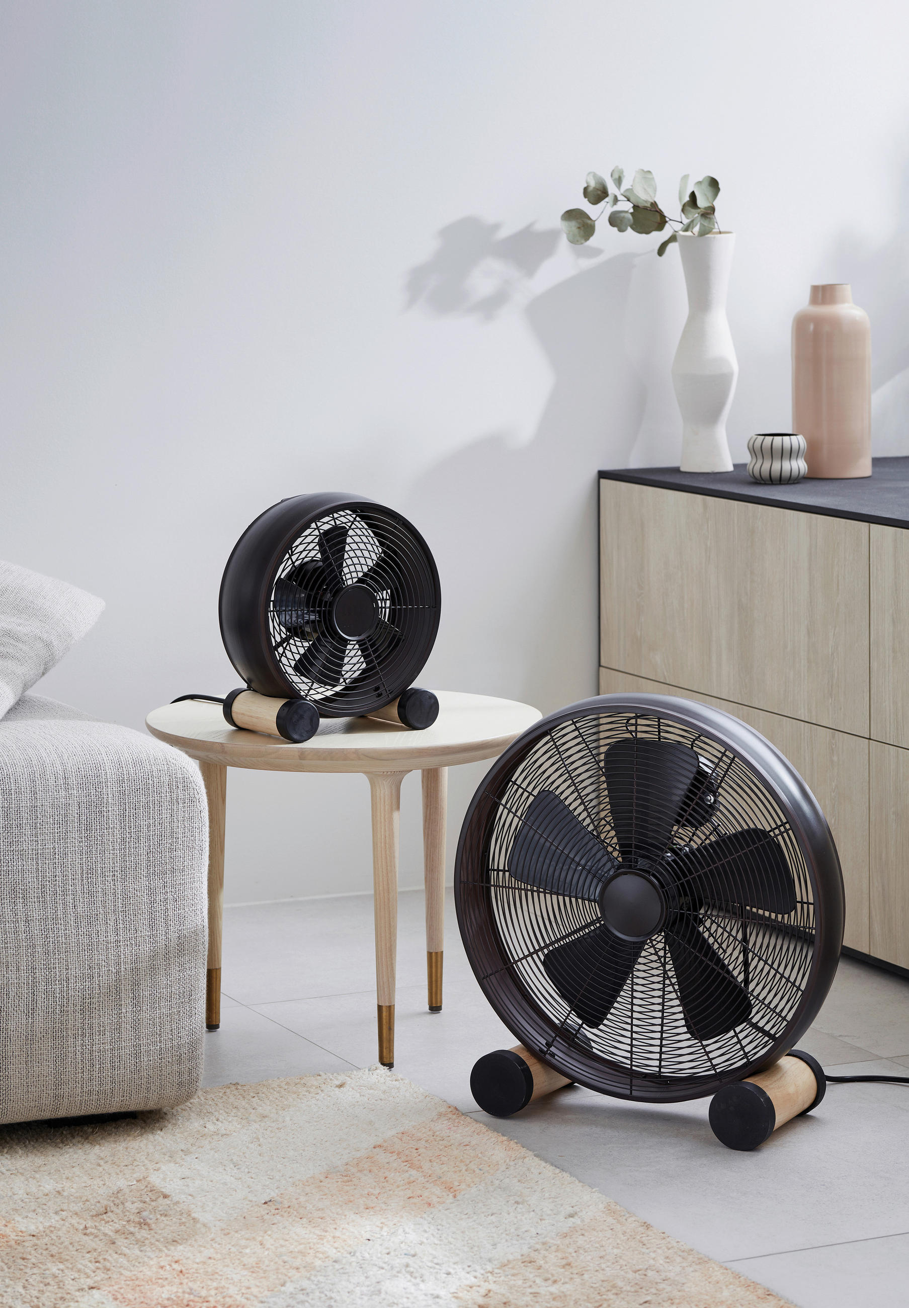 TISCHVENTILATOR - Schwarz/Kieferfarben, Basics, Holz/Metall (27/30/15cm)
