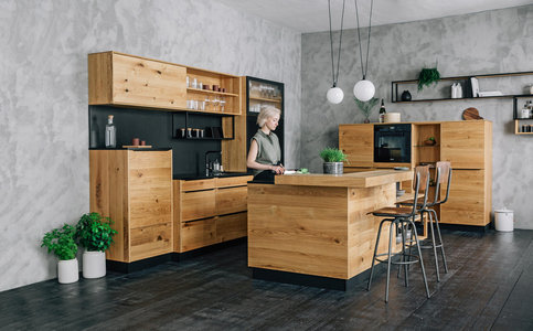 Holzkuchen Naturliche Materialien Fur Ihre Kuche Xxxlutz