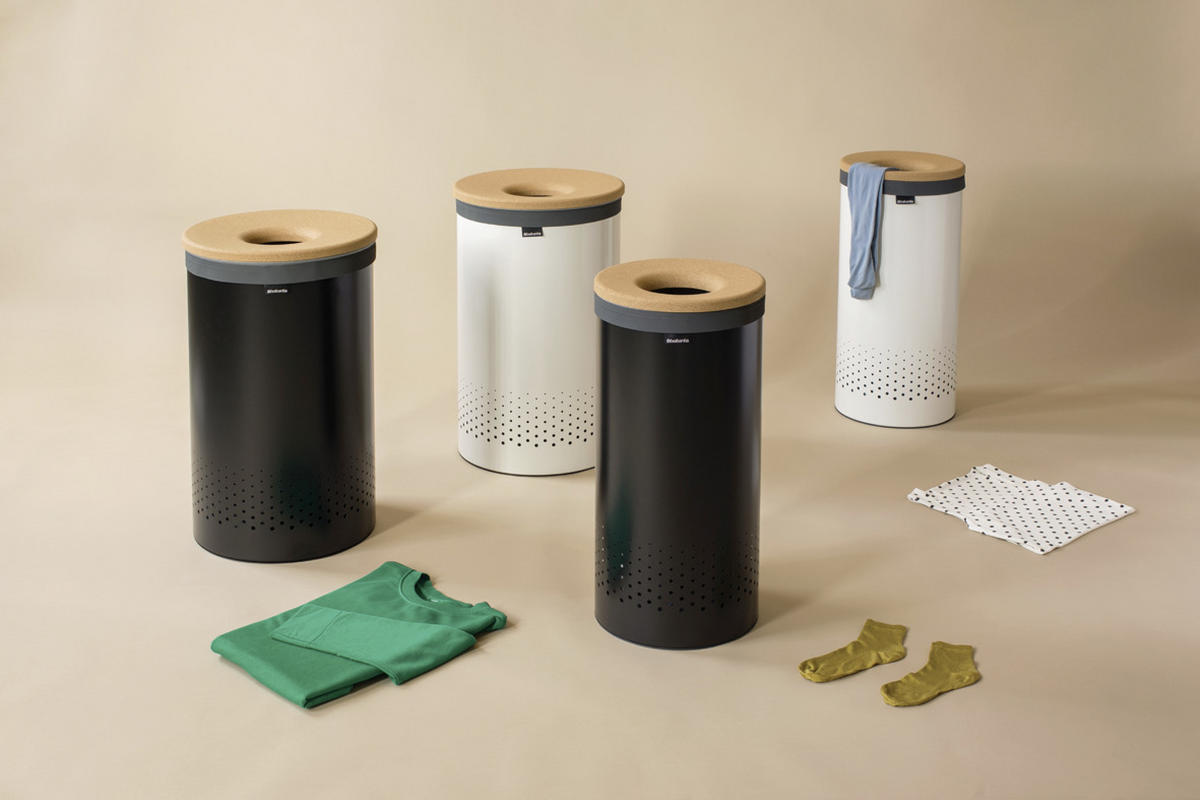 PRÁDELNÍ KOŠ - bílá, Design, kov/kompozitní dřevo (38/63,5/38cm) - Brabantia