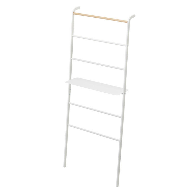 GARDEROBE  - Weiss, Basics, Metall