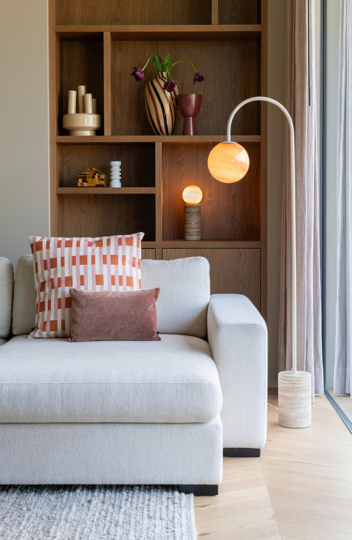 GOLVLAMPA It's about RoMi 42/163 cm    - sandfärgad, Design, metall/glas (42/163cm) - It's about Romi